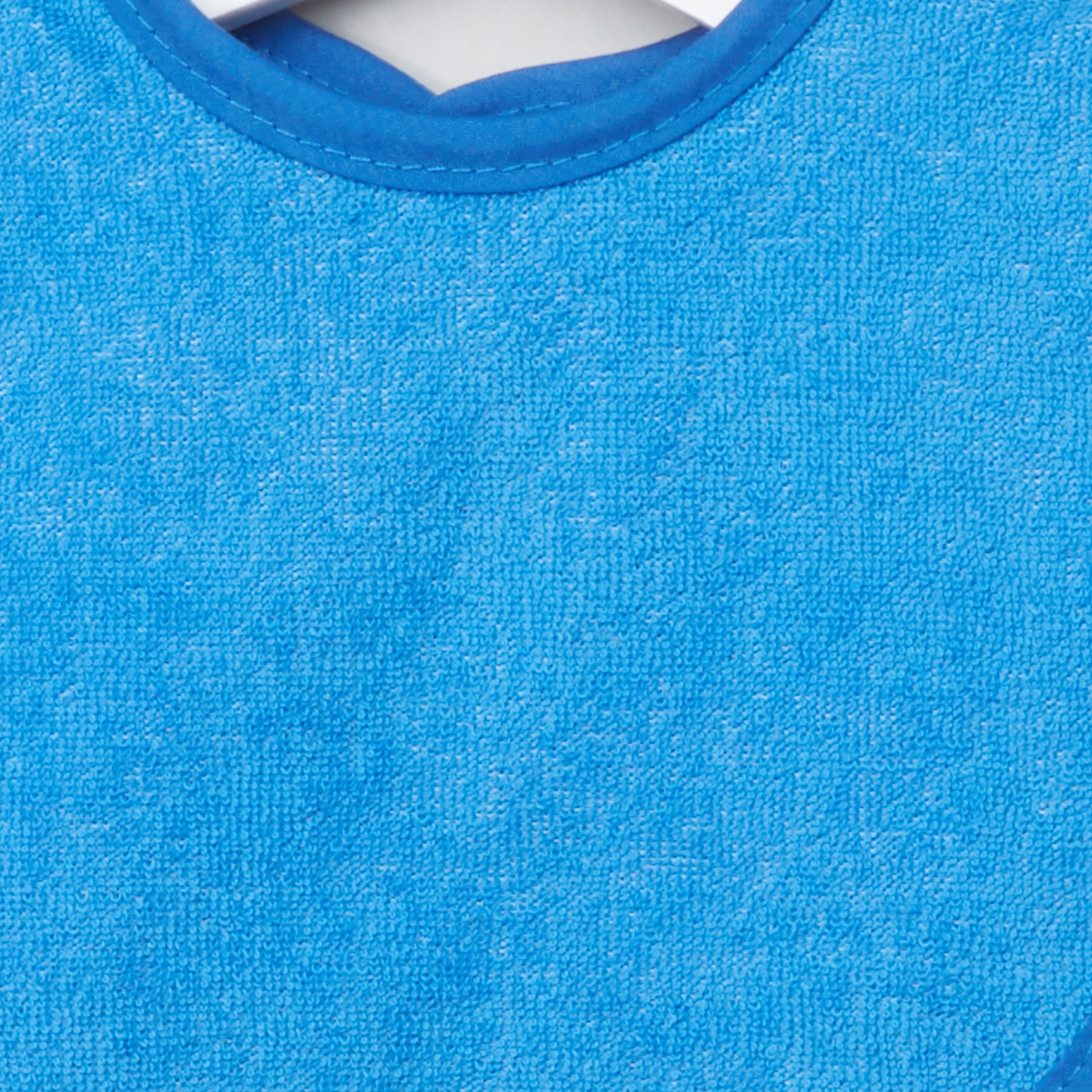مريلة بتطريزات وإغلاق سهل - طقم من 4 قطع-baby-feeding-bibs-image-3