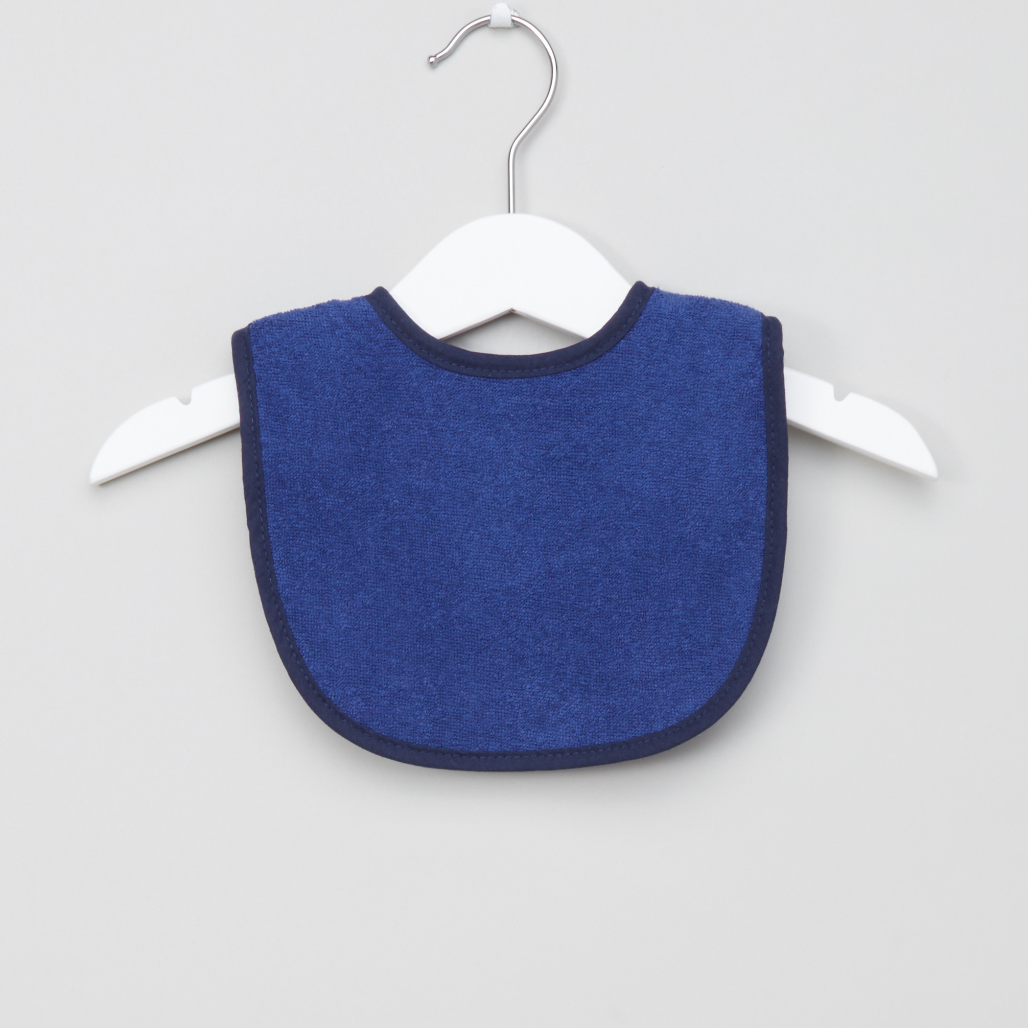 مريلة بتطريزات وإغلاق سهل - طقم من 4 قطع-baby-feeding-bibs-image-10