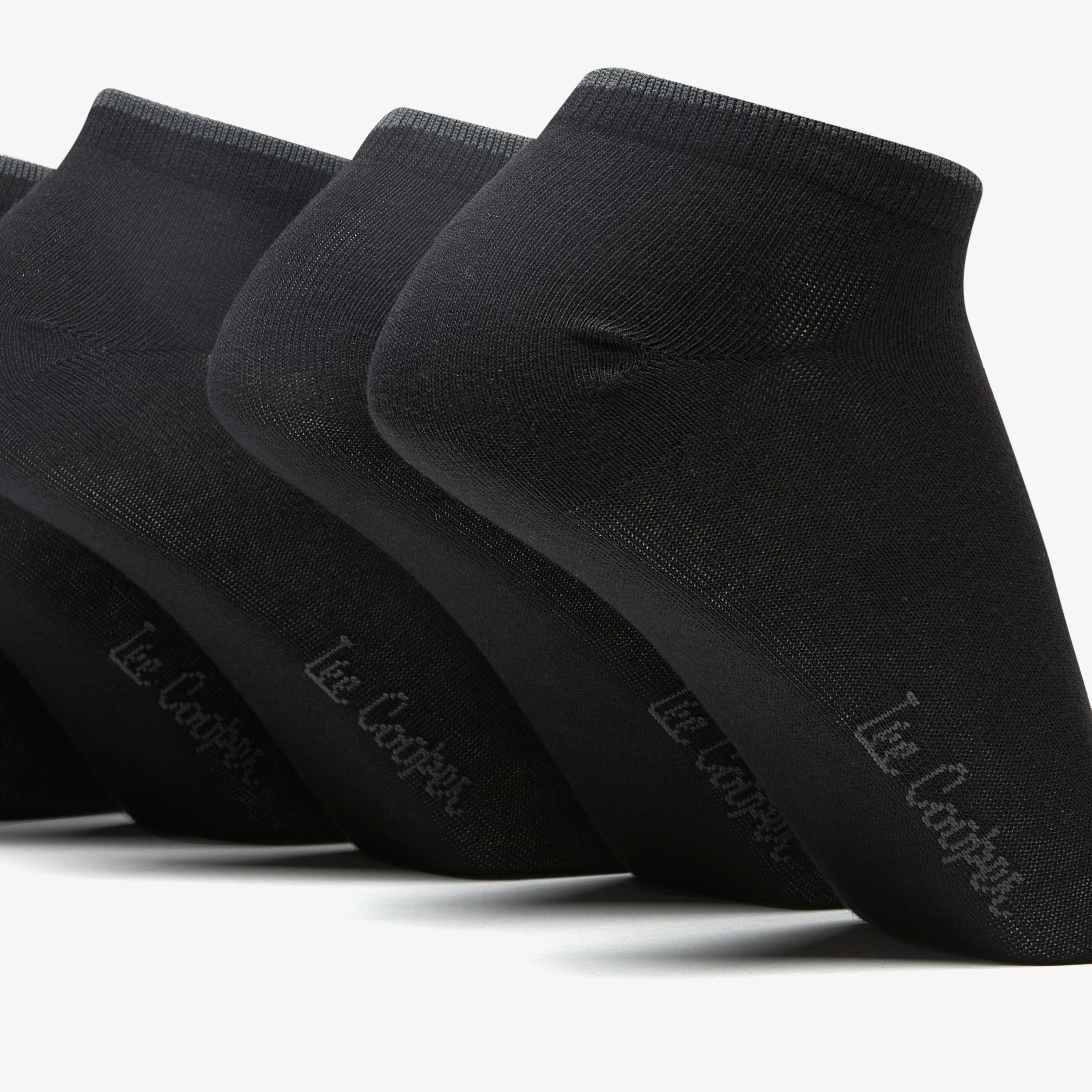 طقم جوارب 7 أزواج سادة بطول الكاحل من لي كوبر-men-socks-image-3