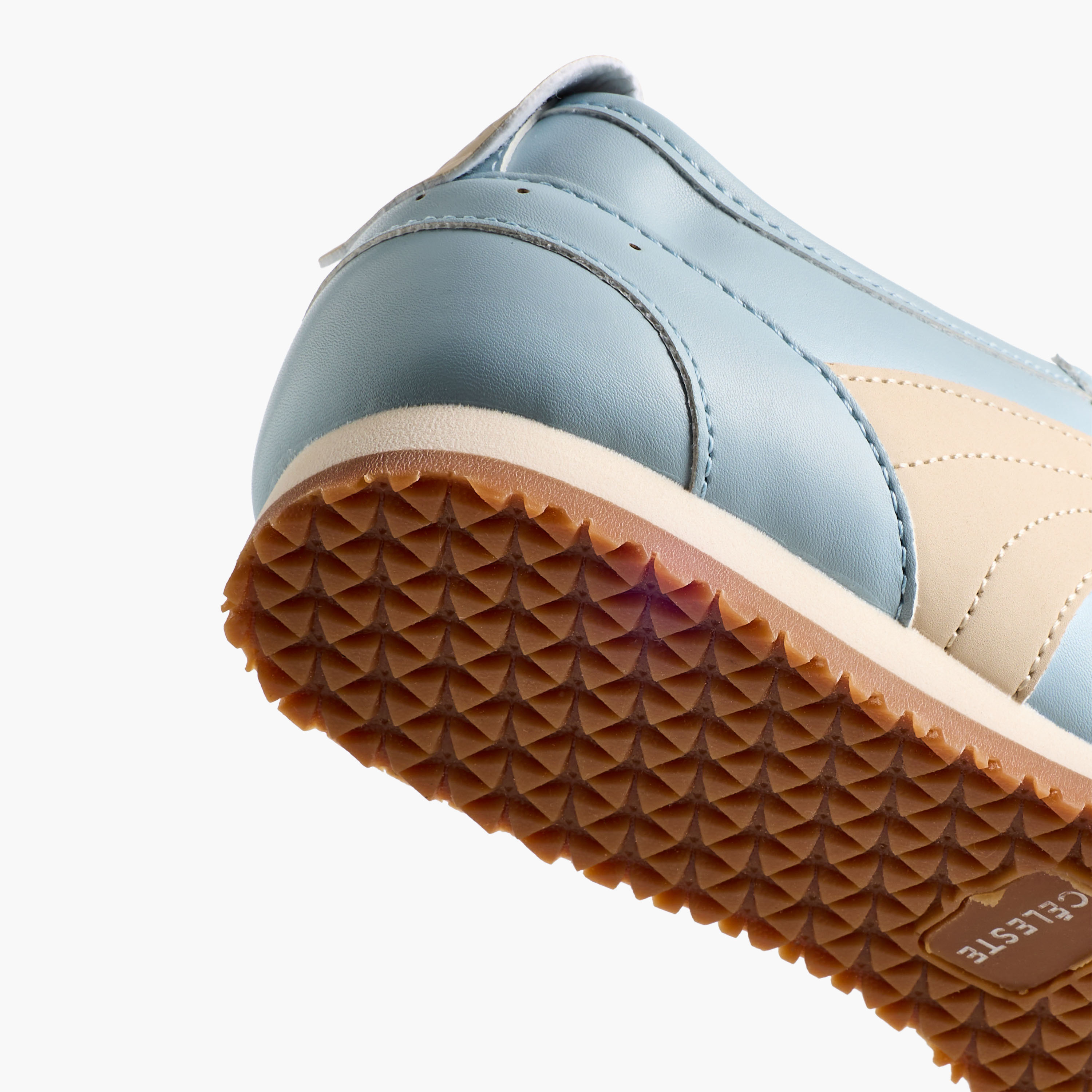 حذاء سنيكرز مزين باللؤلؤ للنساء من سيليست-women-shoes-sneakers-image-5