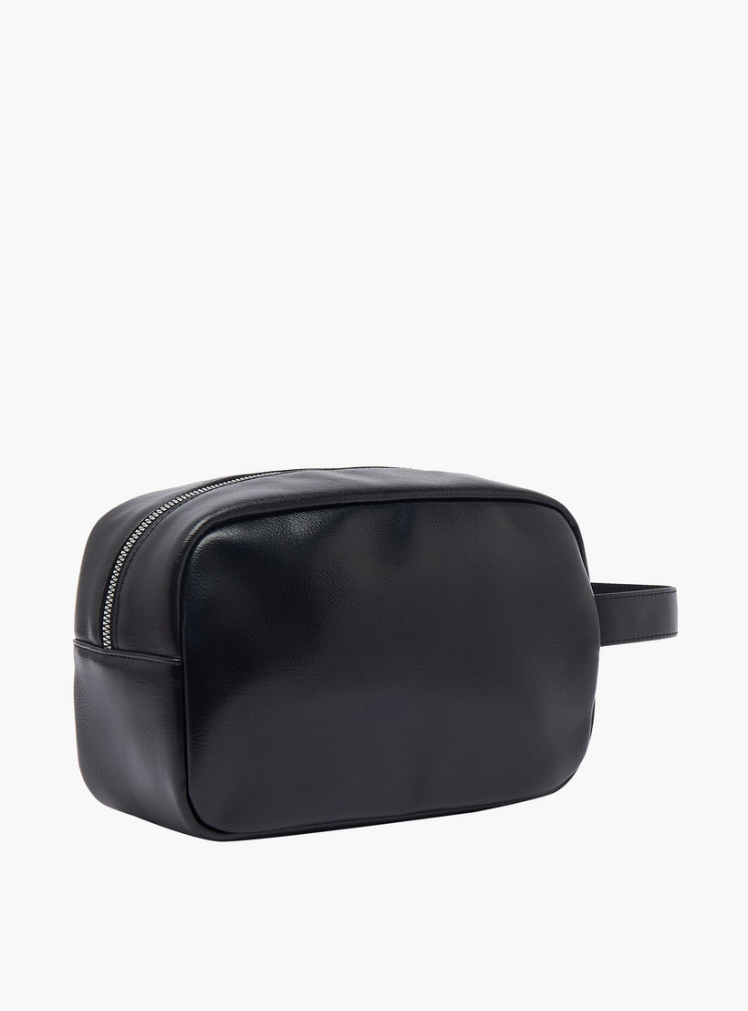 شنطة صغيرة بزخارف شعار للرجال من لي كوبر-travel-accessories-image-4