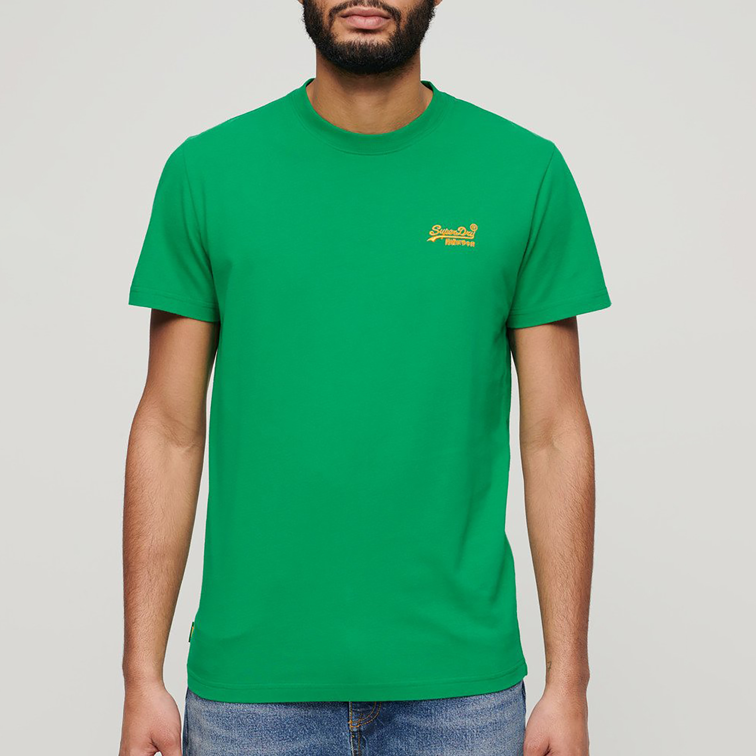 تيشيرت سوبردراي أساسي بطبعة شعار وأكمام قصيرة ورقبة دائرية-men-clothing-tshirtsandpolos-tshirts-image-1