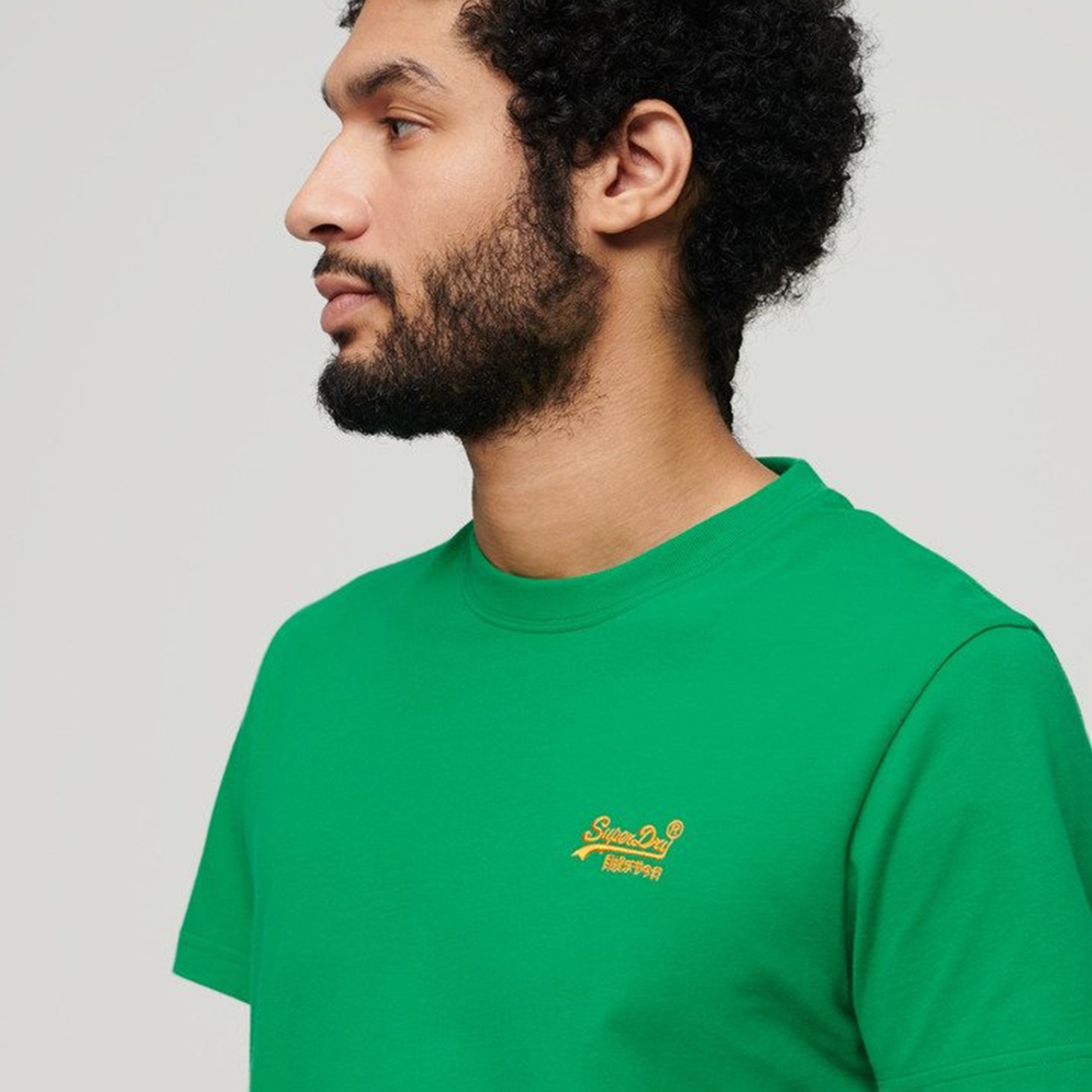 تيشيرت سوبردراي أساسي بطبعة شعار وأكمام قصيرة ورقبة دائرية-men-clothing-tshirtsandpolos-tshirts-image-3