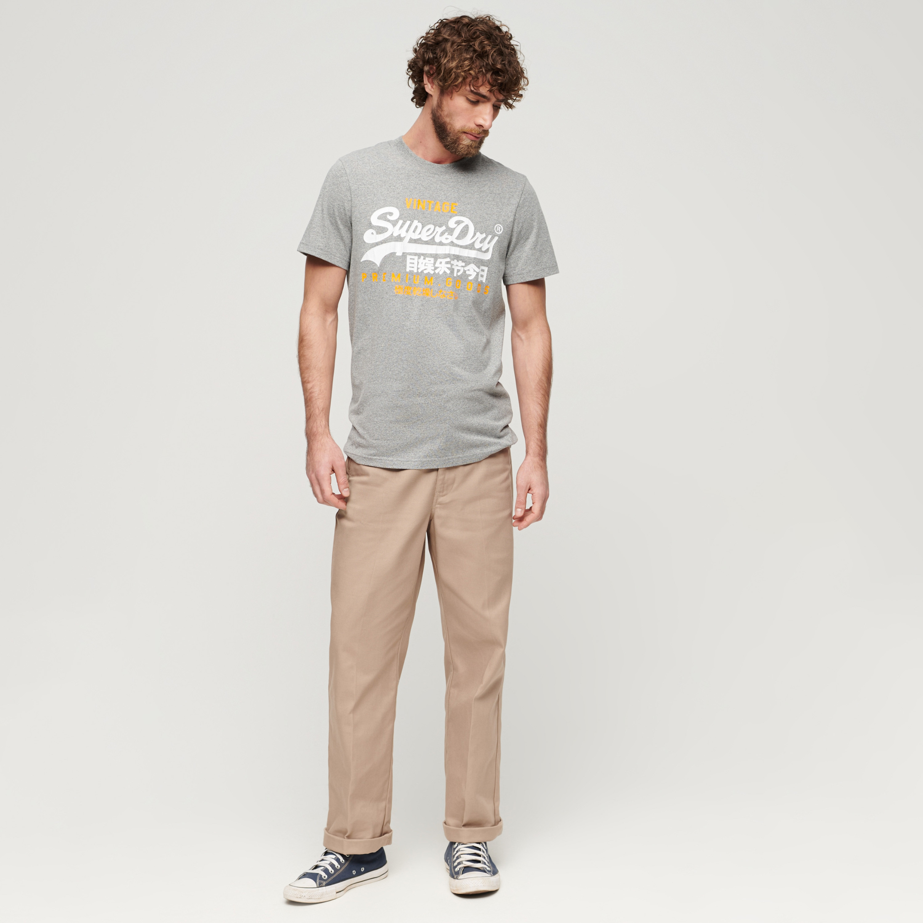 تيشيرت سوبردراي بأكمام قصيرة وياقة دائرية مع شعار-men-clothing-tshirtsandpolos-tshirts-image-2