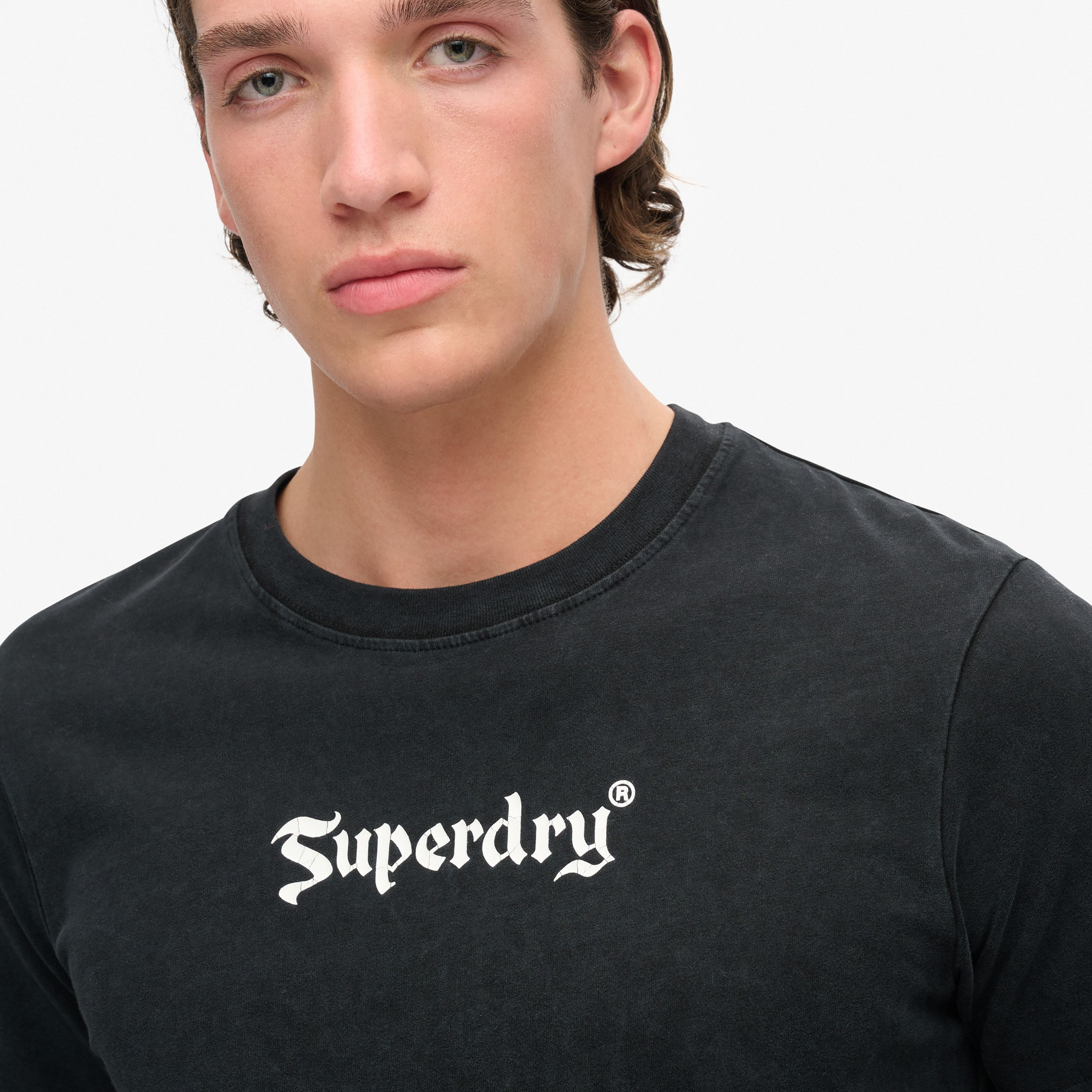 تي شيرت رجالي مطبوع برقبة دائرية وأكمام قصيرة من سوبردراي-men-clothing-tshirtsandpolos-tshirts-image-2