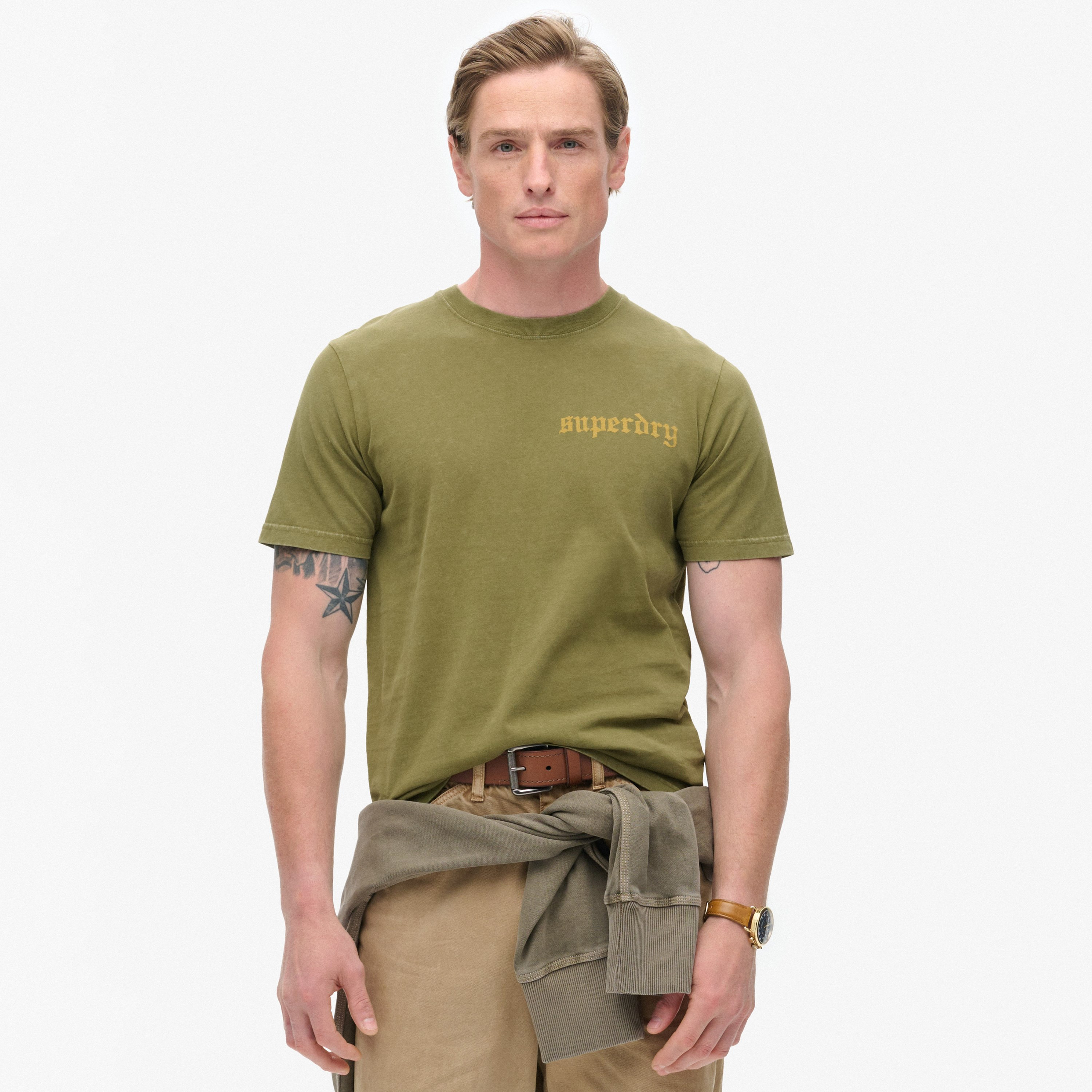 تي شيرت رجالي بأكمام قصيرة ورقبة دائرية ورسومات جرافيكية من سوبردراي-men-clothing-tshirtsandpolos-tshirts-image-1