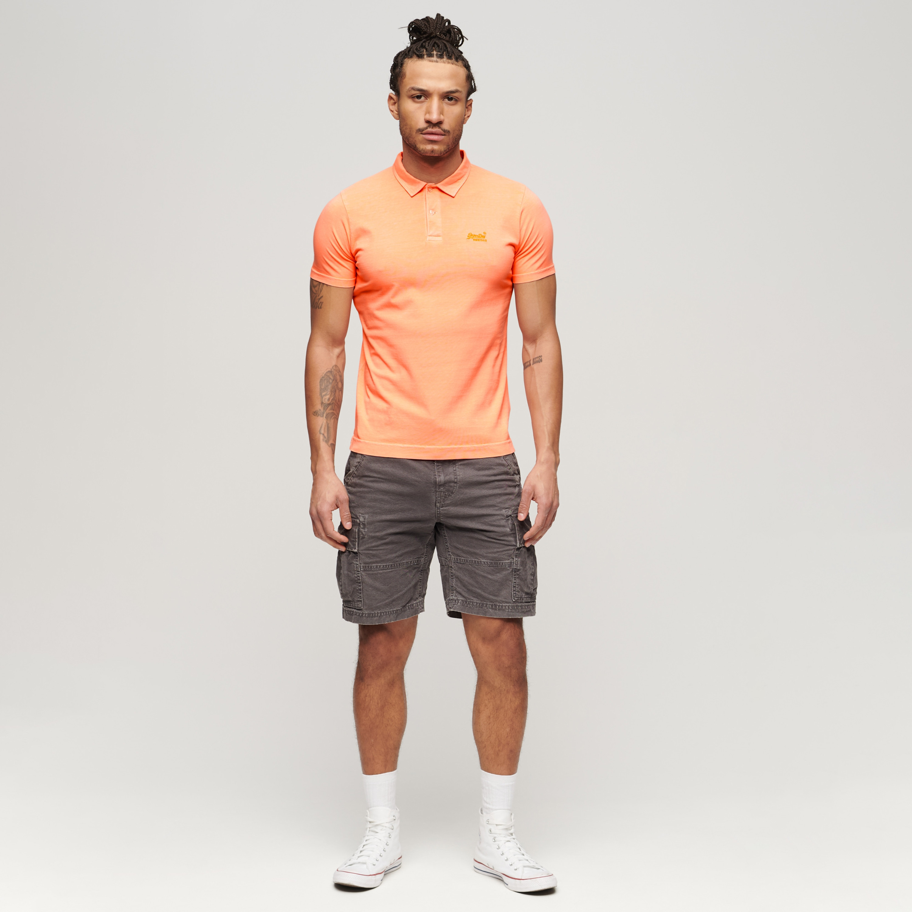 تي-شيرت بولو بأكمام قصيرة وياقة وشعار مطرز من سوبردراي-men-clothing-tshirtsandpolos-polos-image-2
