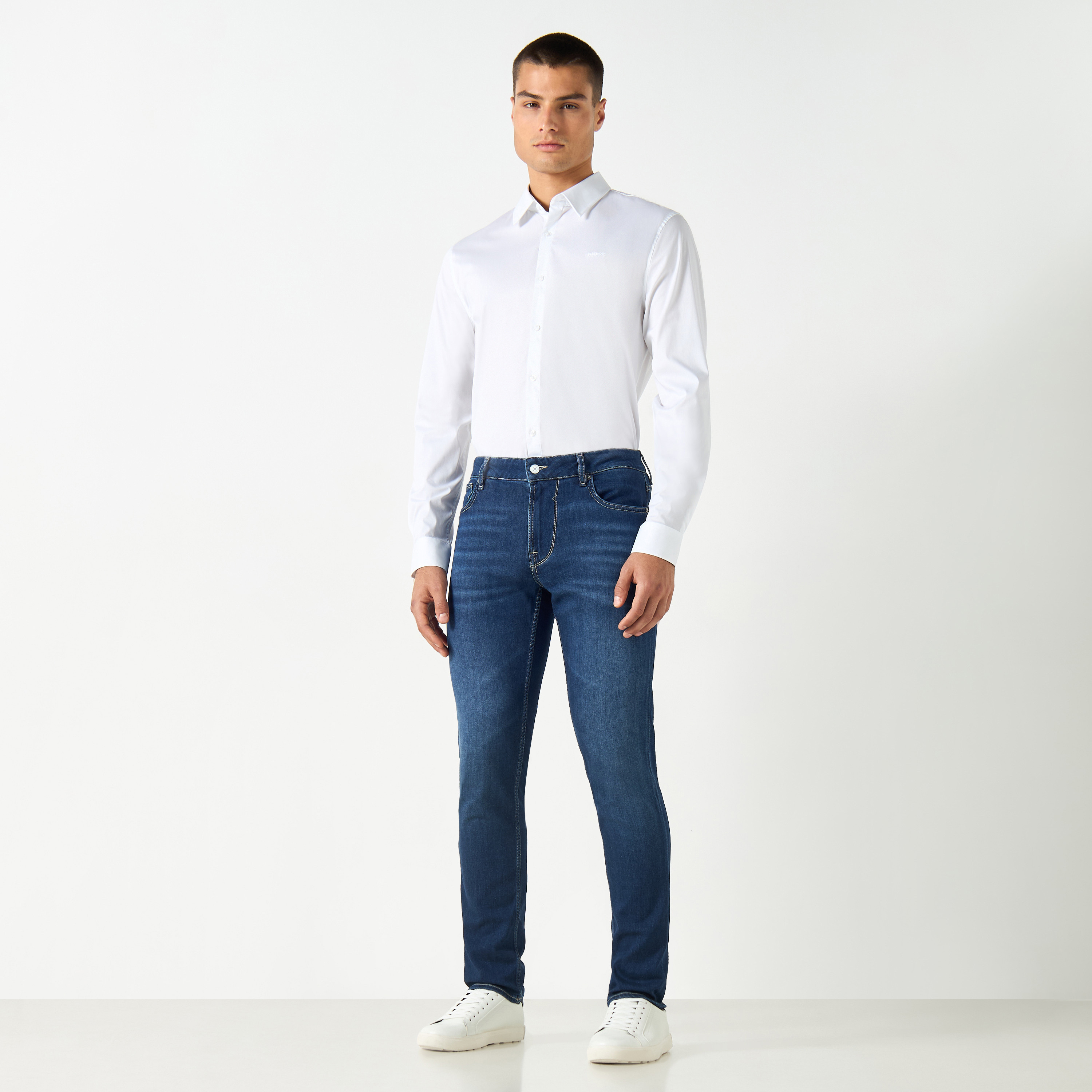 قميص سادة بأكمام طويلة من جيس-men-clothing-shirts-image-2