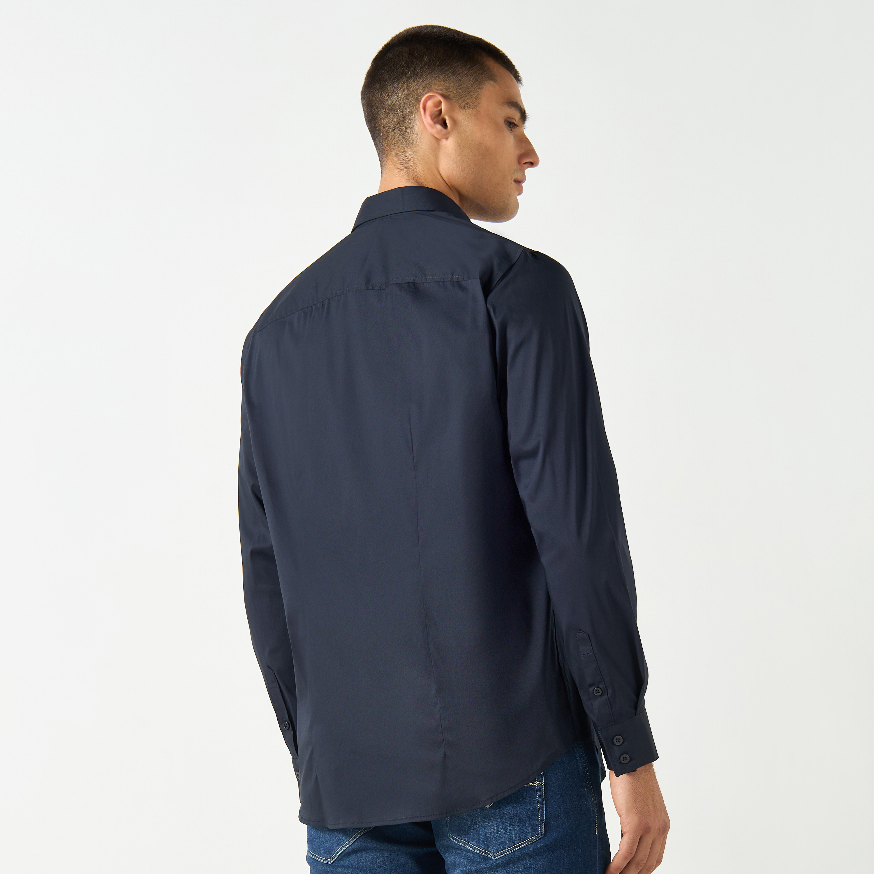 قميص سادة بأكمام طويلة من جيس-men-clothing-shirts-image-3