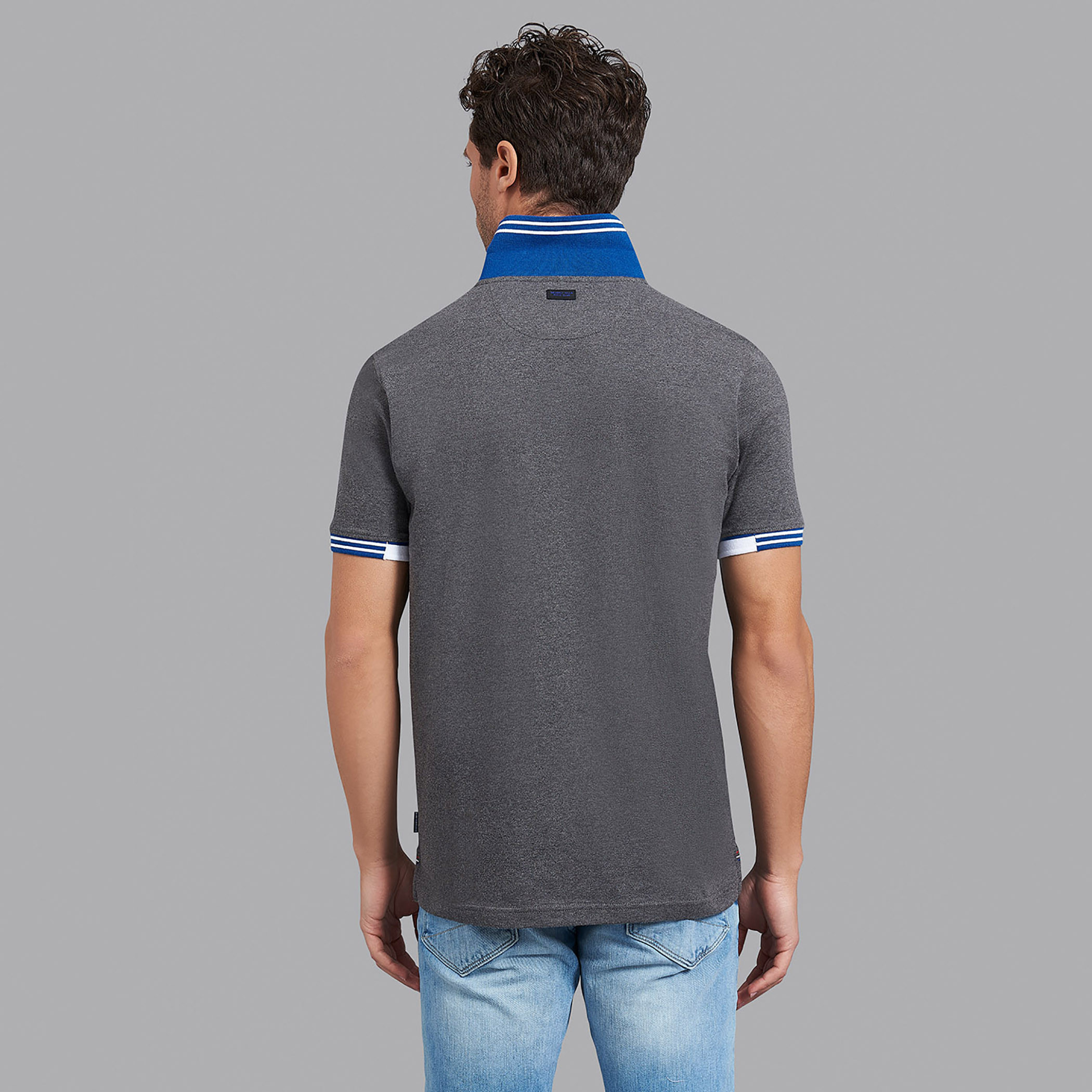 قميص بيفرلي هيلز بولو كلب بأكمام قصيرة وشعار فحمي للرجال-men-clothing-tshirtsandpolos-polos-image-5