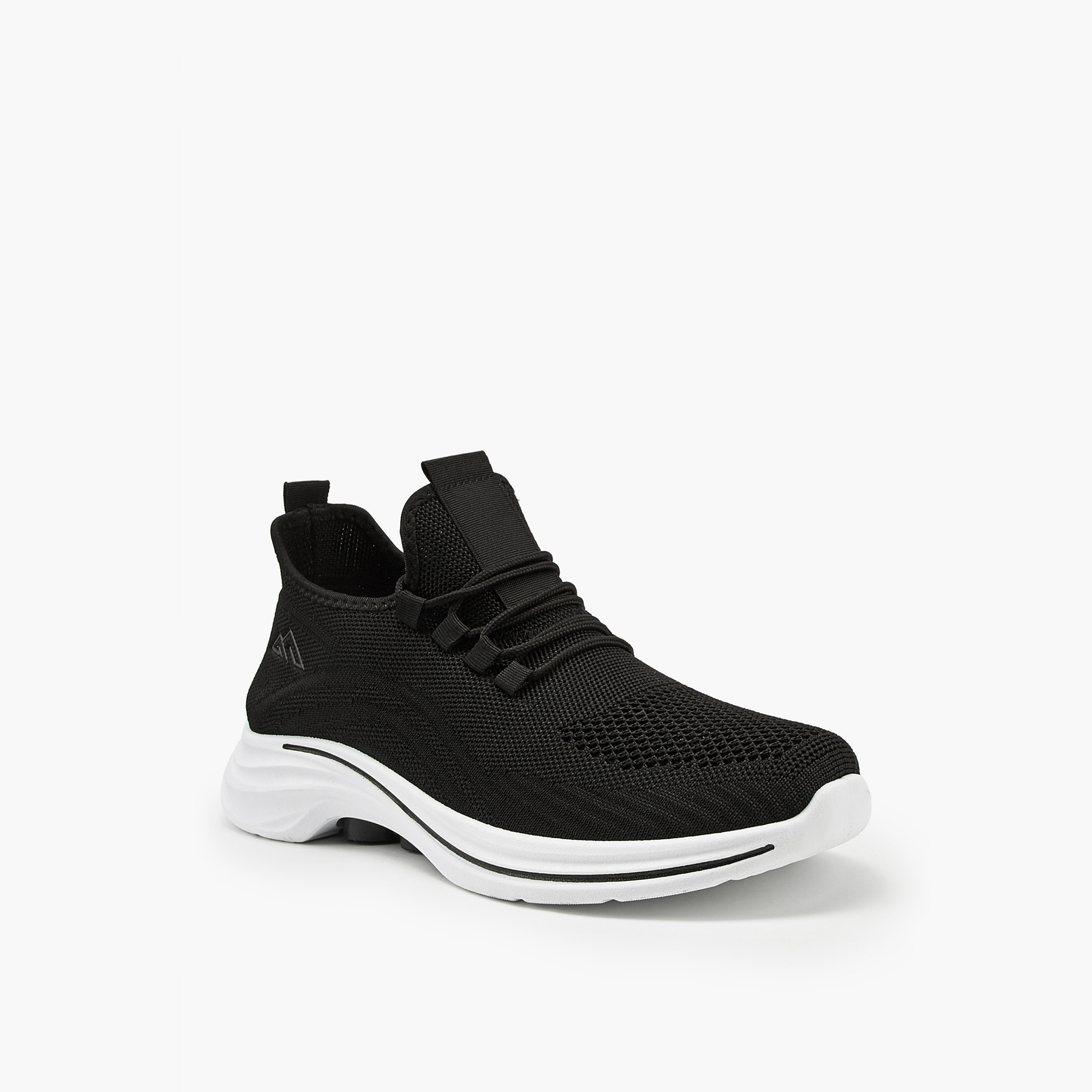 حذاء رياضي برباط إغلاق وتفاصيل شبكية من أوكلان من شو إكسبريس-sports-men-shoes-image-3