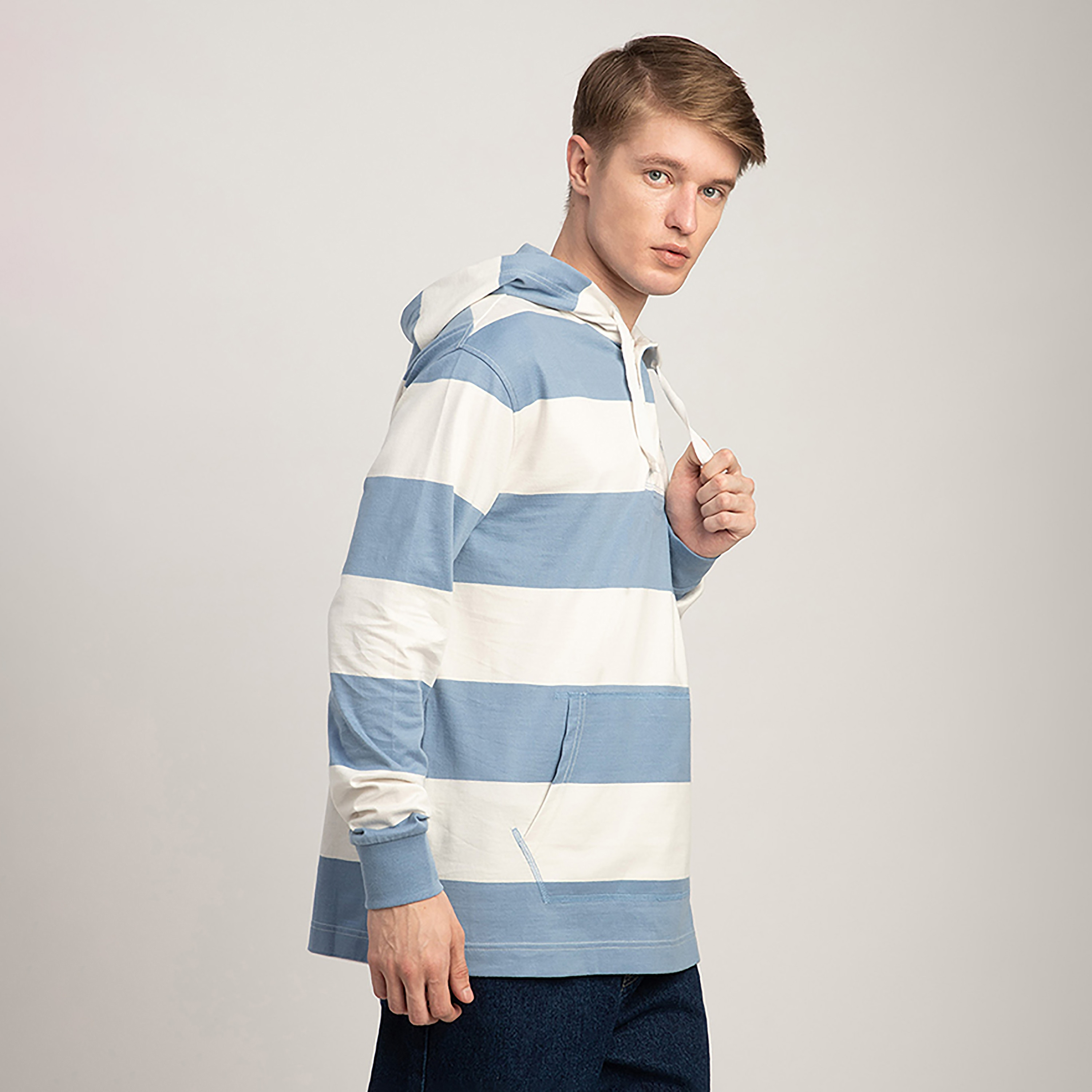 تيشيرت رجالي مخطط بغطاء رأس وأكمام طويلة من بيفرلي هيلز بولو كلوب-men-clothing-tshirtsandpolos-tshirts-image-4