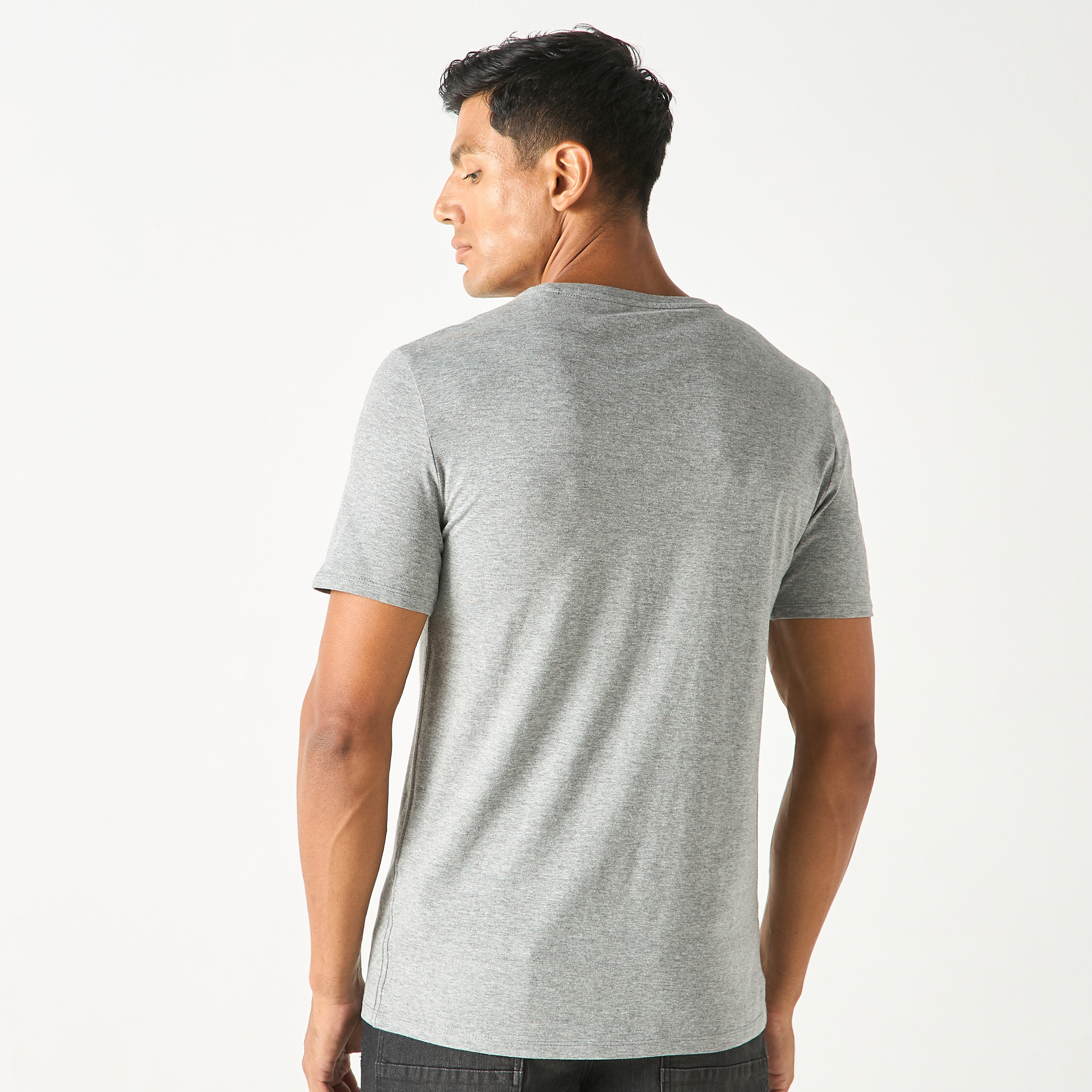 Guess Logo Print Crew Neck T-shirt with Short Sleeves-men-clothing-tshirtsandpolos-tshirts-image-4