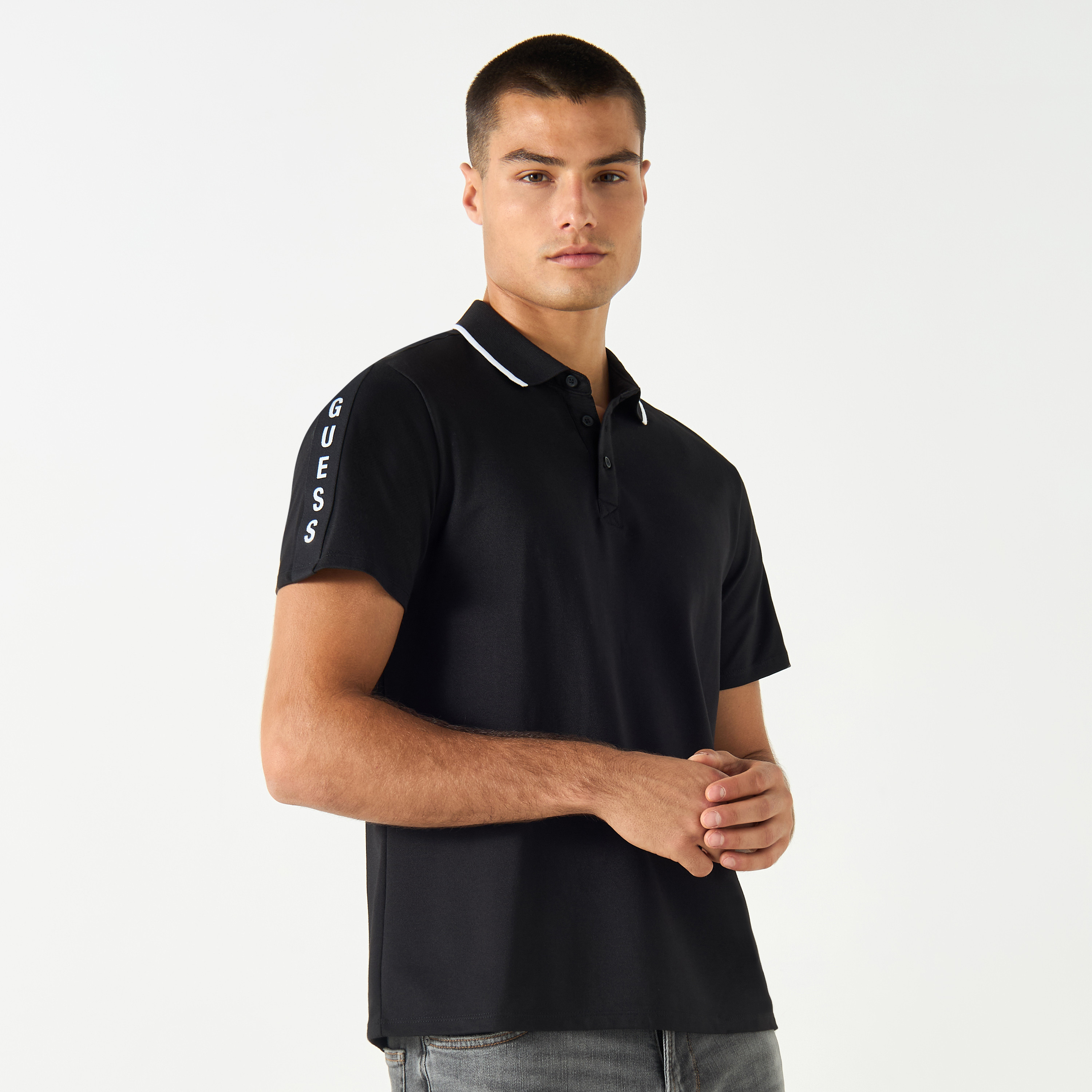 تيشيرت بولو بأكمام قصيرة وتفاصيل شريط من جيس-men-clothing-tshirtsandpolos-polos-image-1