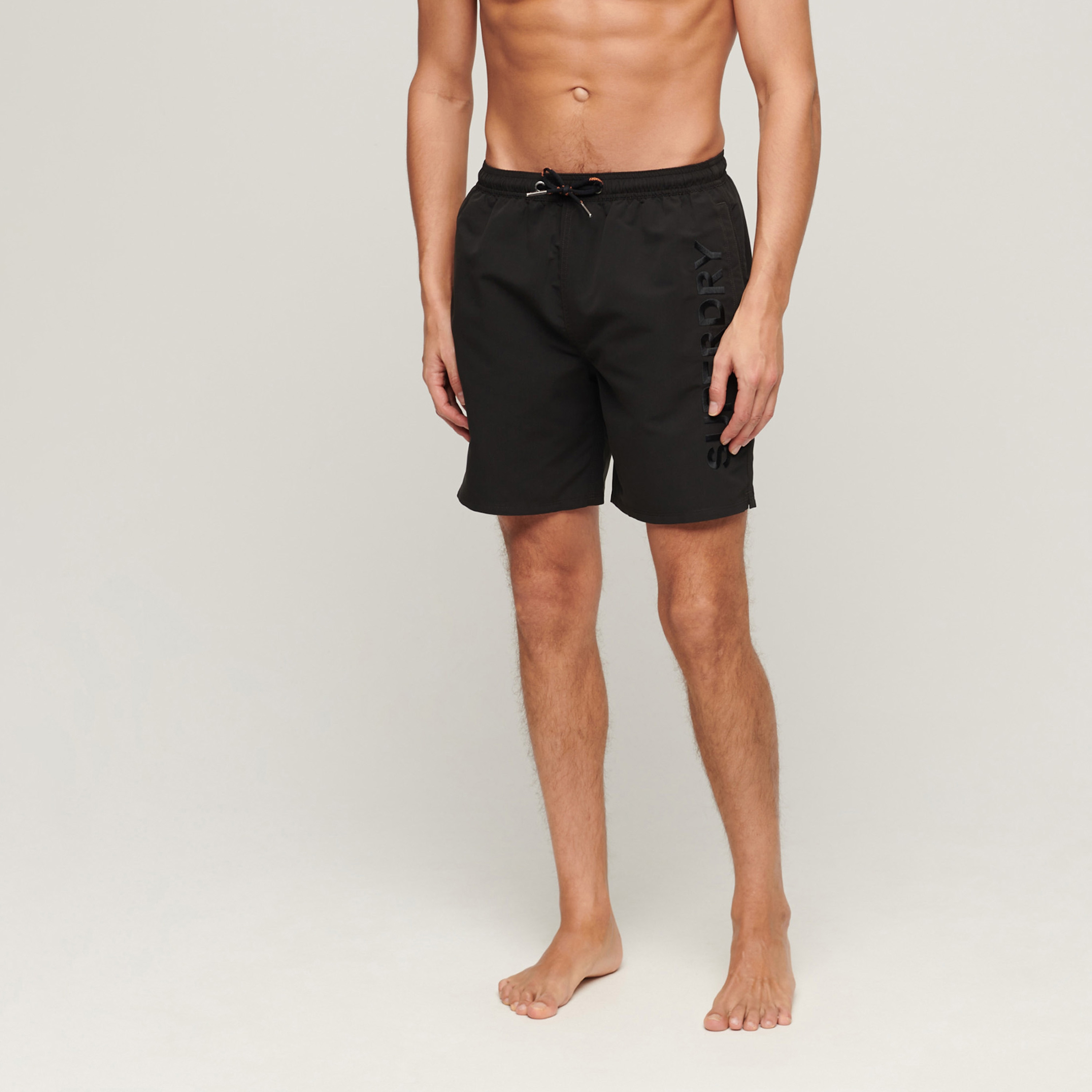 شورتس سباحة برباط مع مقاس 17 بوصة بشعار مطرز من سوبردراي بريميوم-men-clothing-bottoms-shorts-image-1