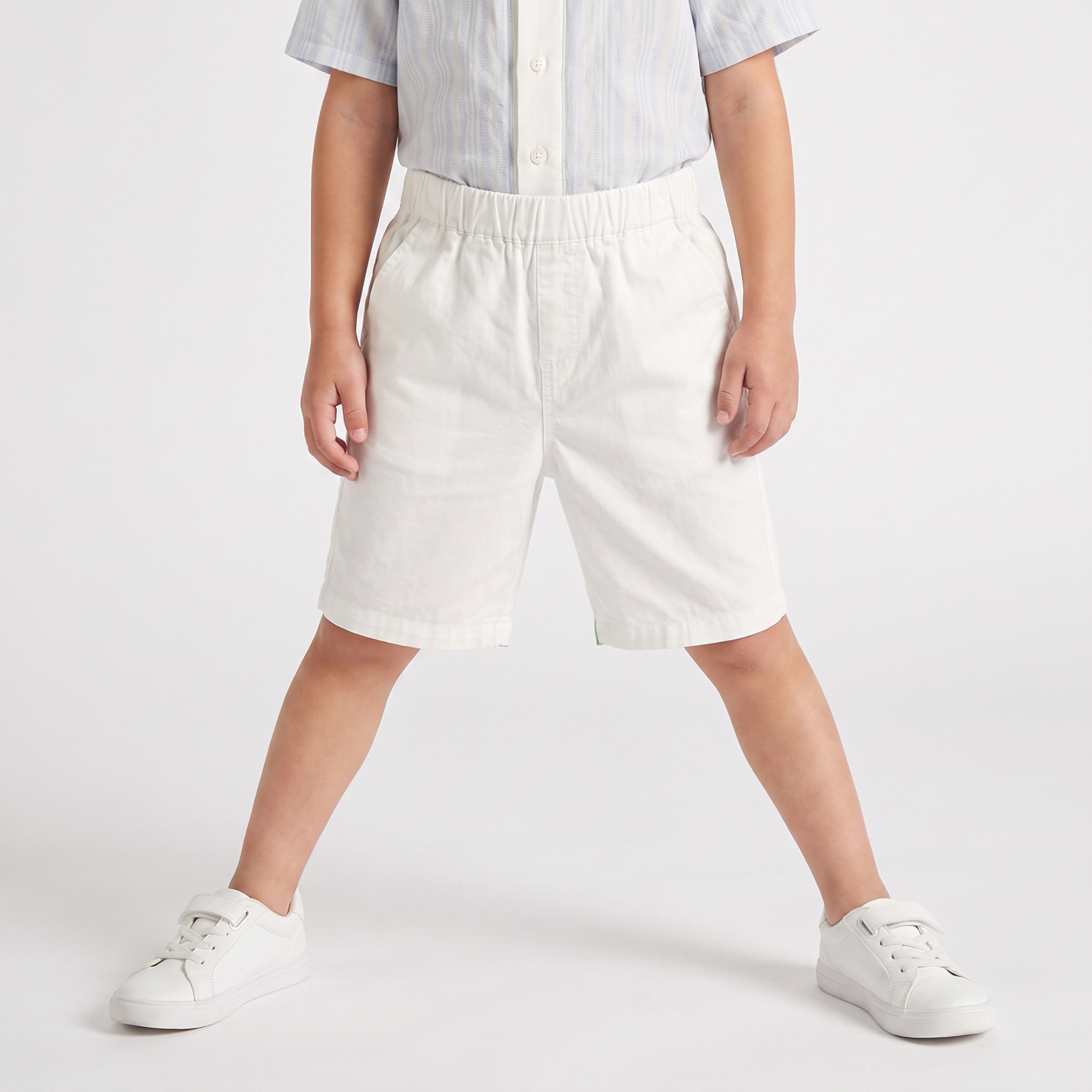 طقم شورت وقميص بياقة عادية وأكمام قصيرة وخطوط من جونيورز-boys-clothing-setsandcoords-image-4