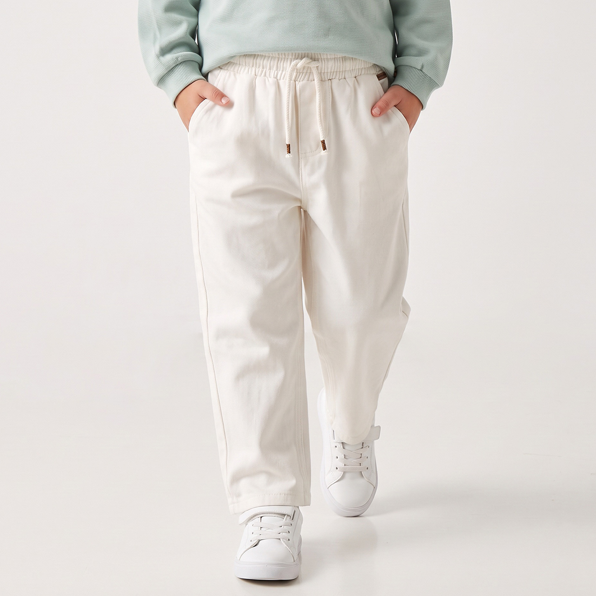 بنطلون بقصة مريحة وجيوب وخصر برباط-boys-clothing-bottoms-trousers-image-1