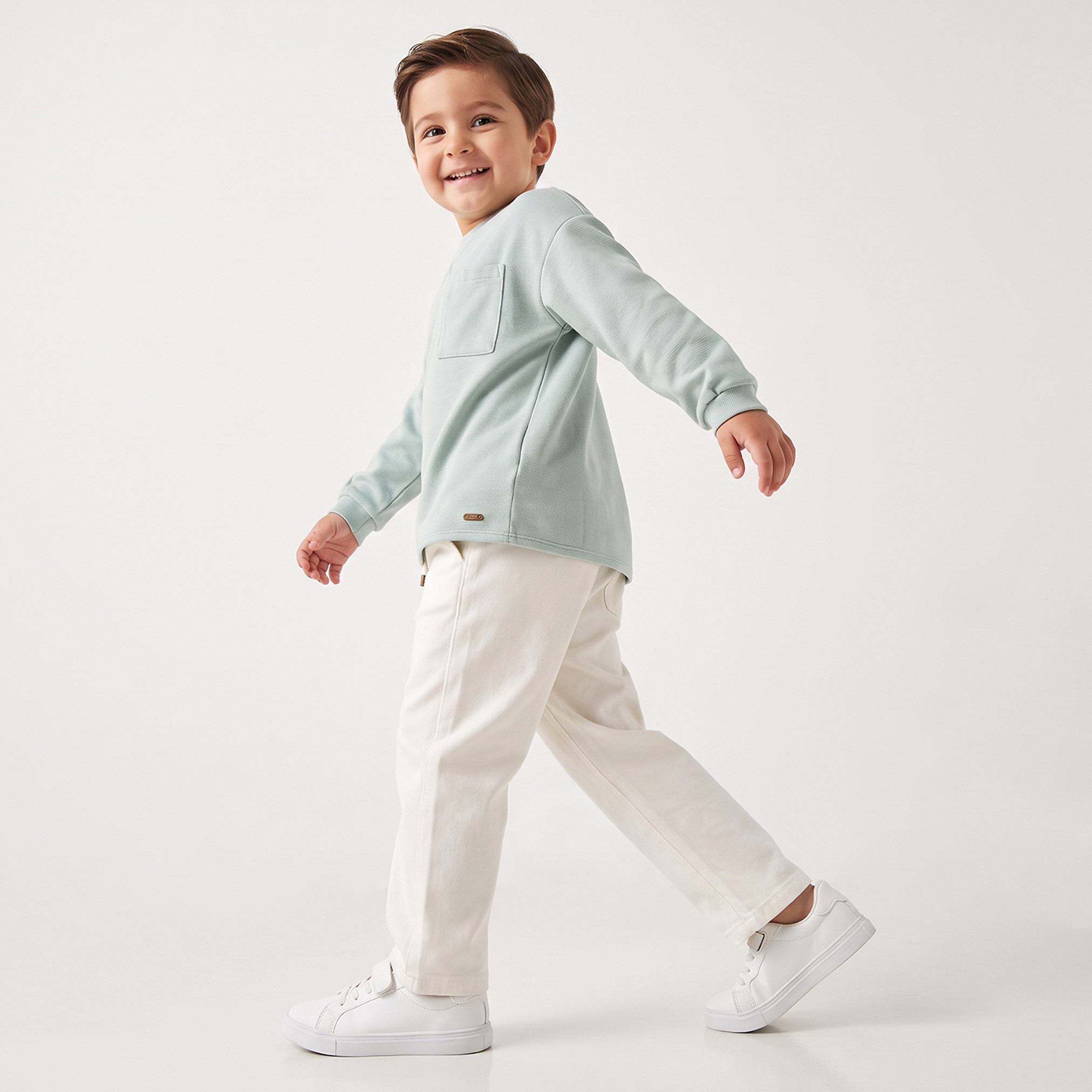 بنطلون بقصة مريحة وجيوب وخصر برباط-boys-clothing-bottoms-trousers-image-5