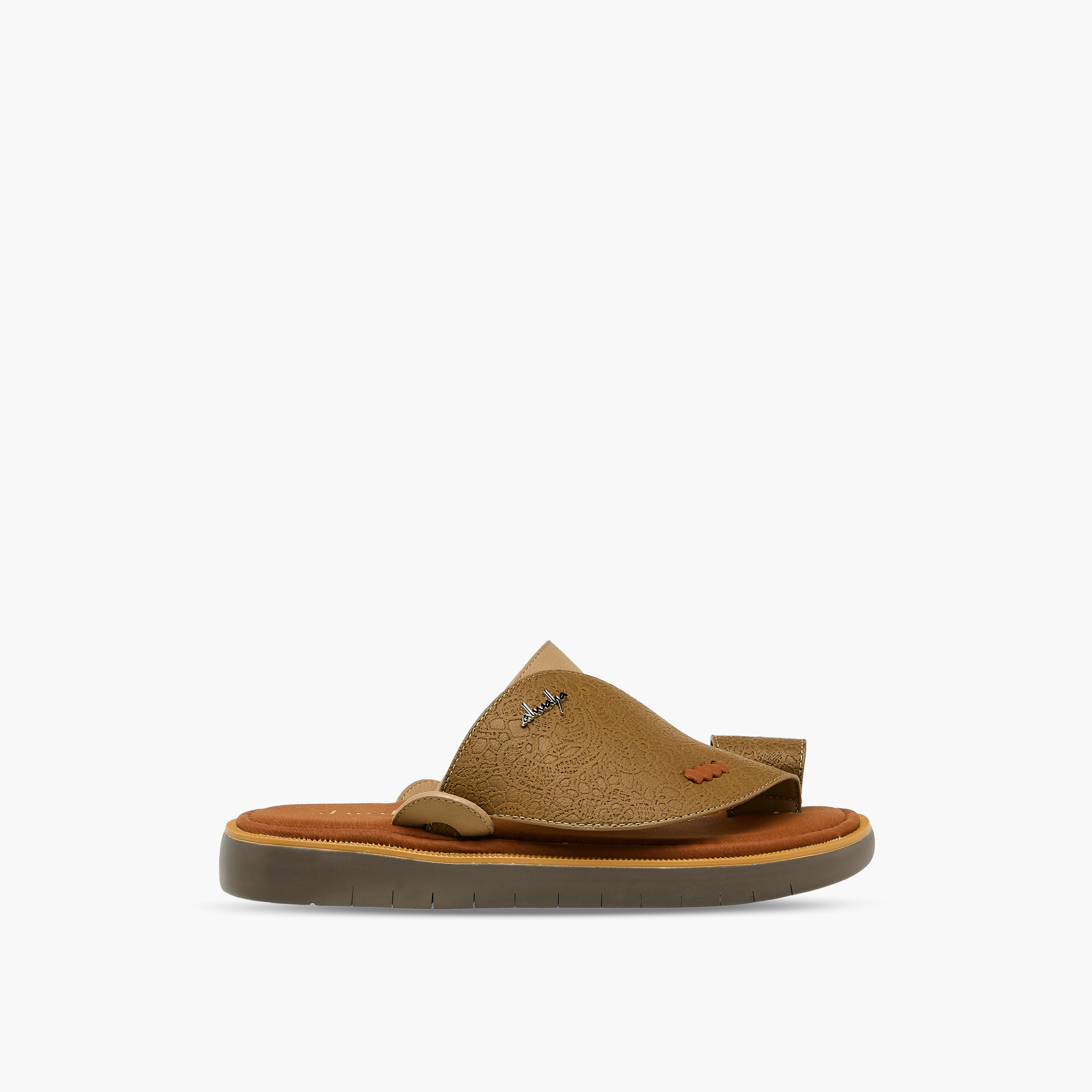 صندل بتفاصيل حلقة أصبع للرجال من الواحة-men-shoes-sandals-image-3