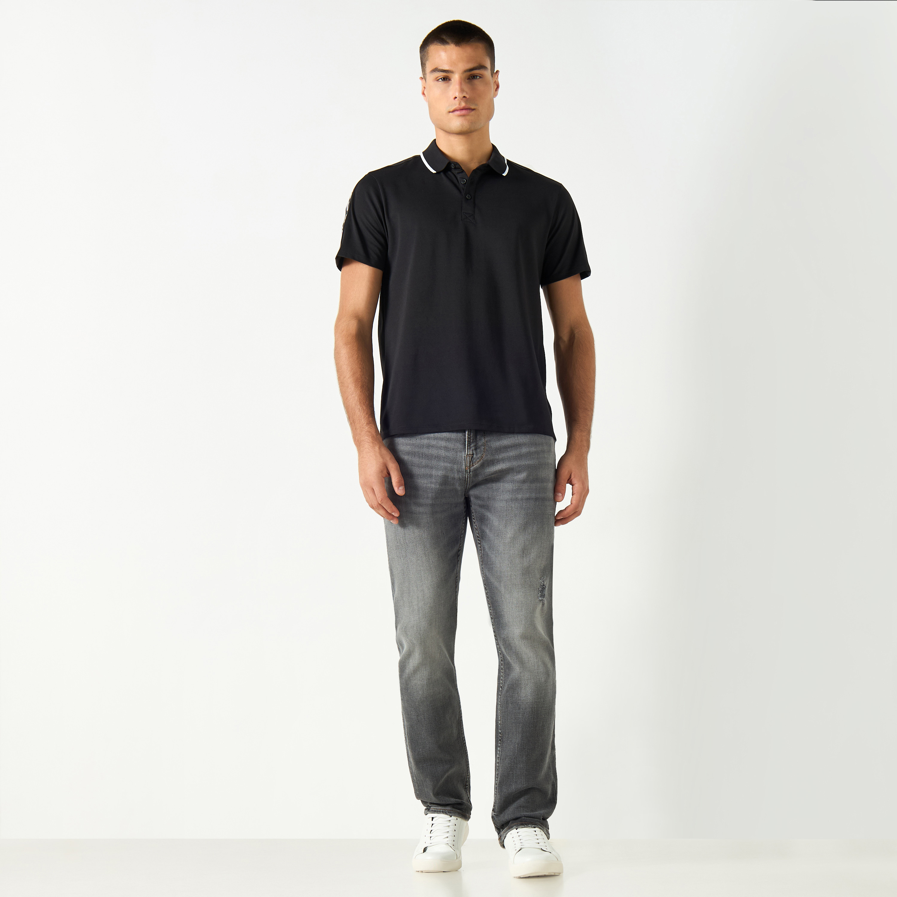 Guess Straight Fit Jeans with Pockets and Button Closure-PROMO_CP_OM_B3GET10PER_20241001-image-2