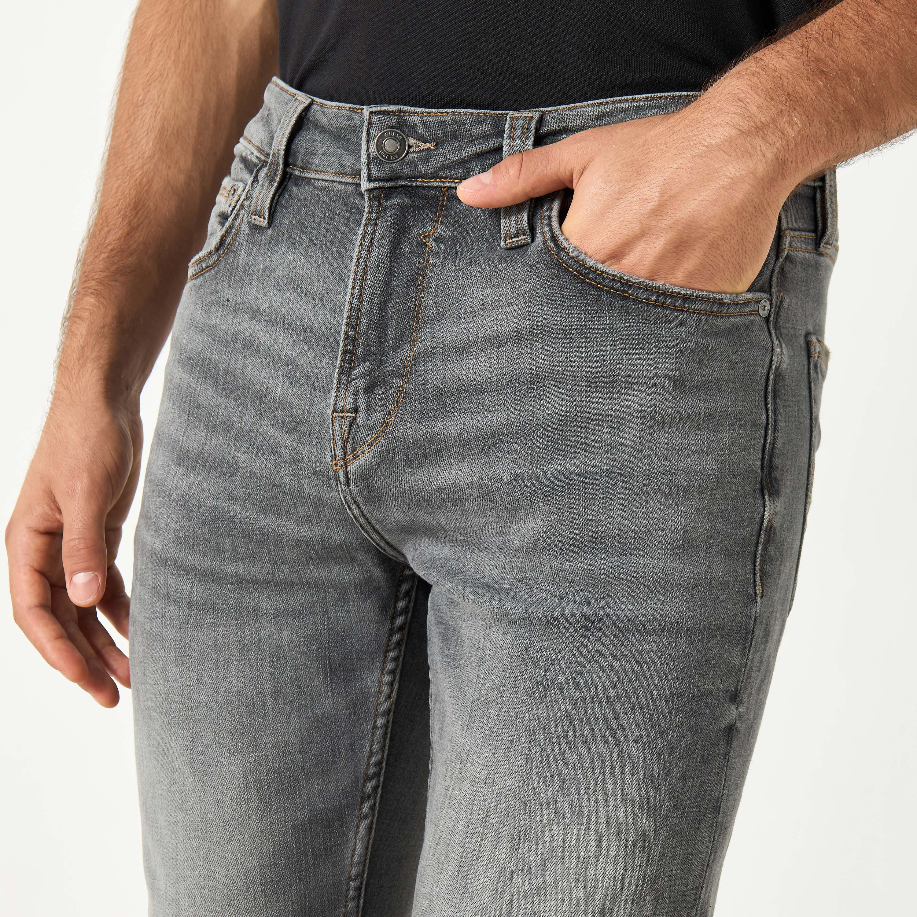 Guess Straight Fit Jeans with Pockets and Button Closure-PROMO_CP_OM_B3GET10PER_20241001-image-3