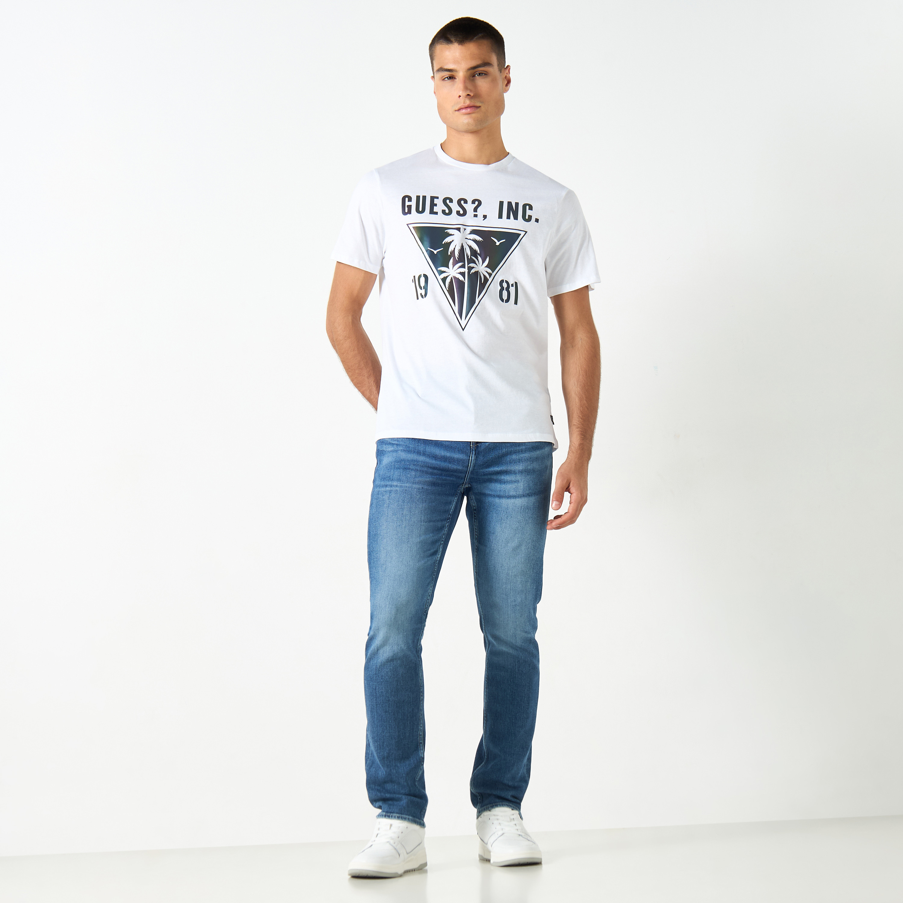 Guess Graphic Print Crew Neck T-shirt with Short Sleeves-men-clothing-tshirtsandpolos-tshirts-image-2