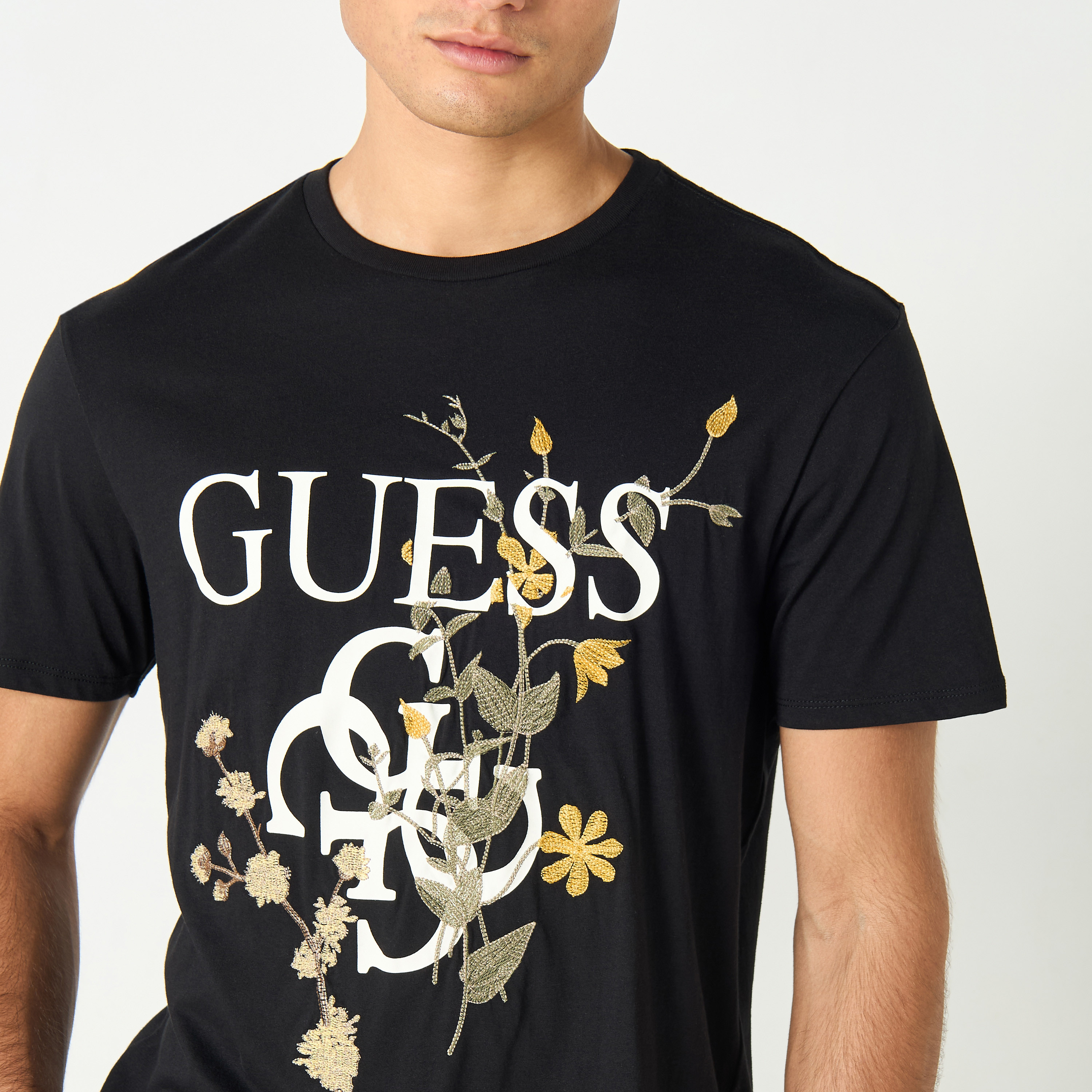 Guess Logo Print Crew Neck T-shirt with Short Sleeves-men-clothing-tshirtsandpolos-tshirts-image-4