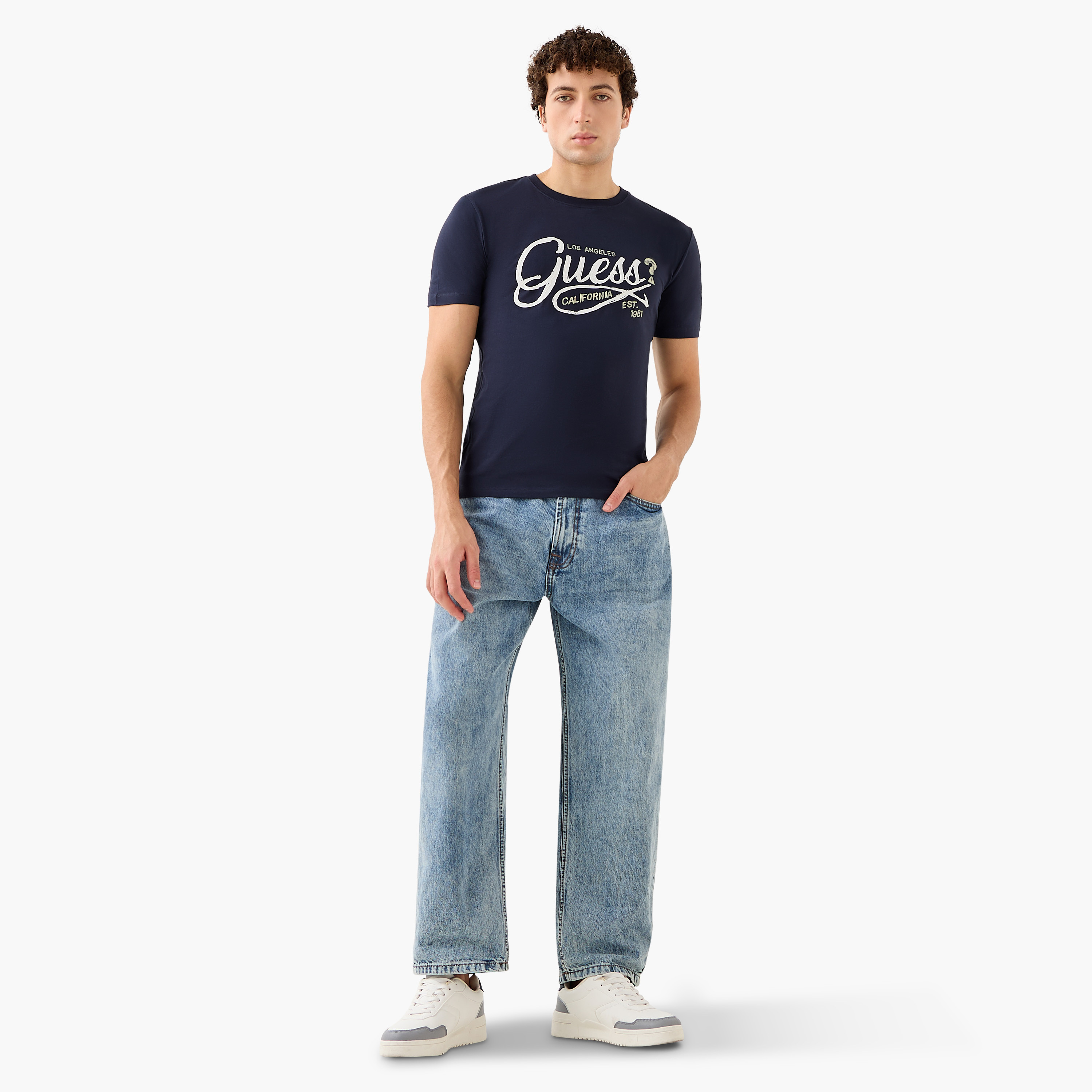 تيشيرت بأكمام قصيرة وطبعات شعار من جيس-men-clothing-tshirtsandpolos-tshirts-image-2
