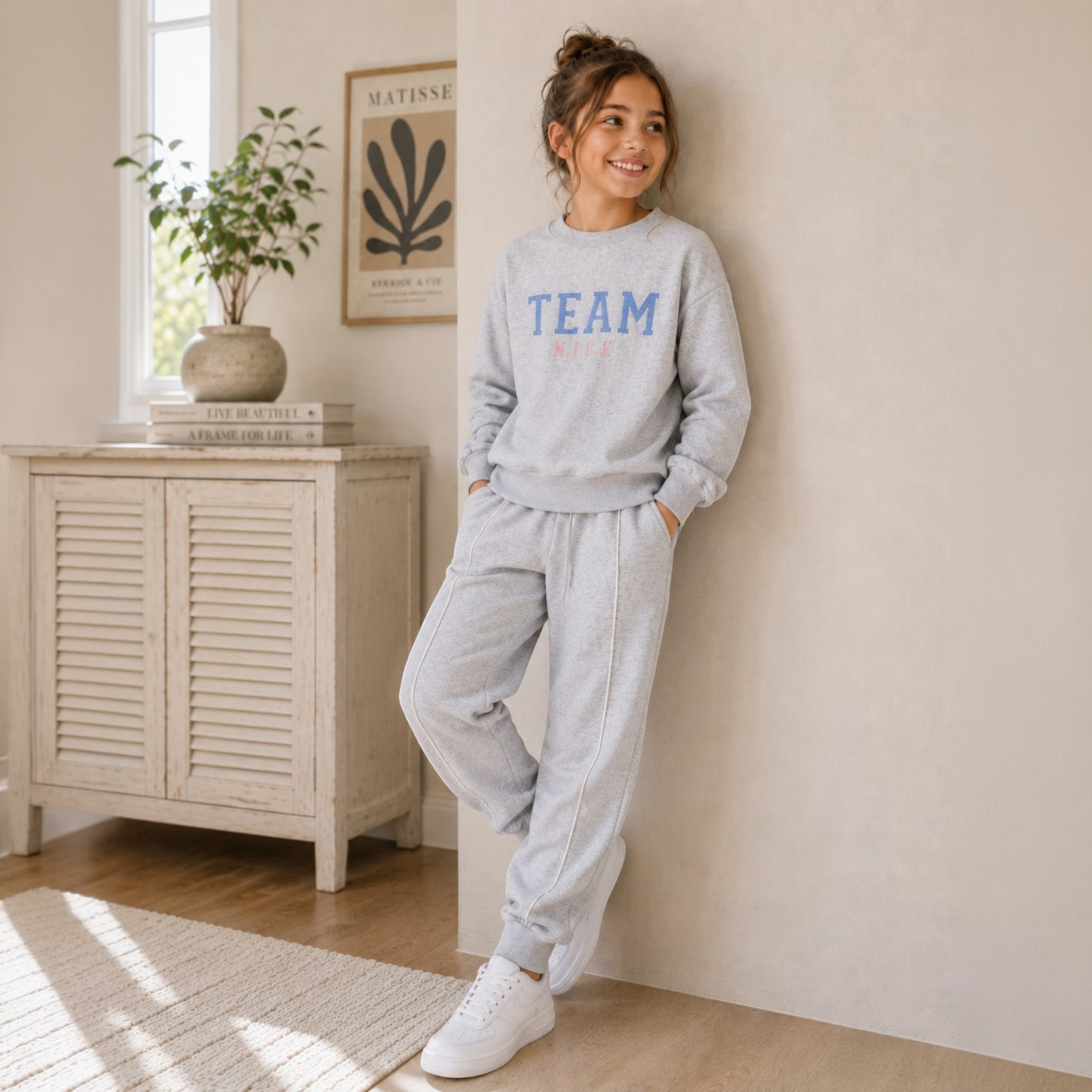 Dirkje Long Sleeves Team Nice Graphic Sweatshirt & Joggers Set-girls-clothing-setsandcoords-image-1