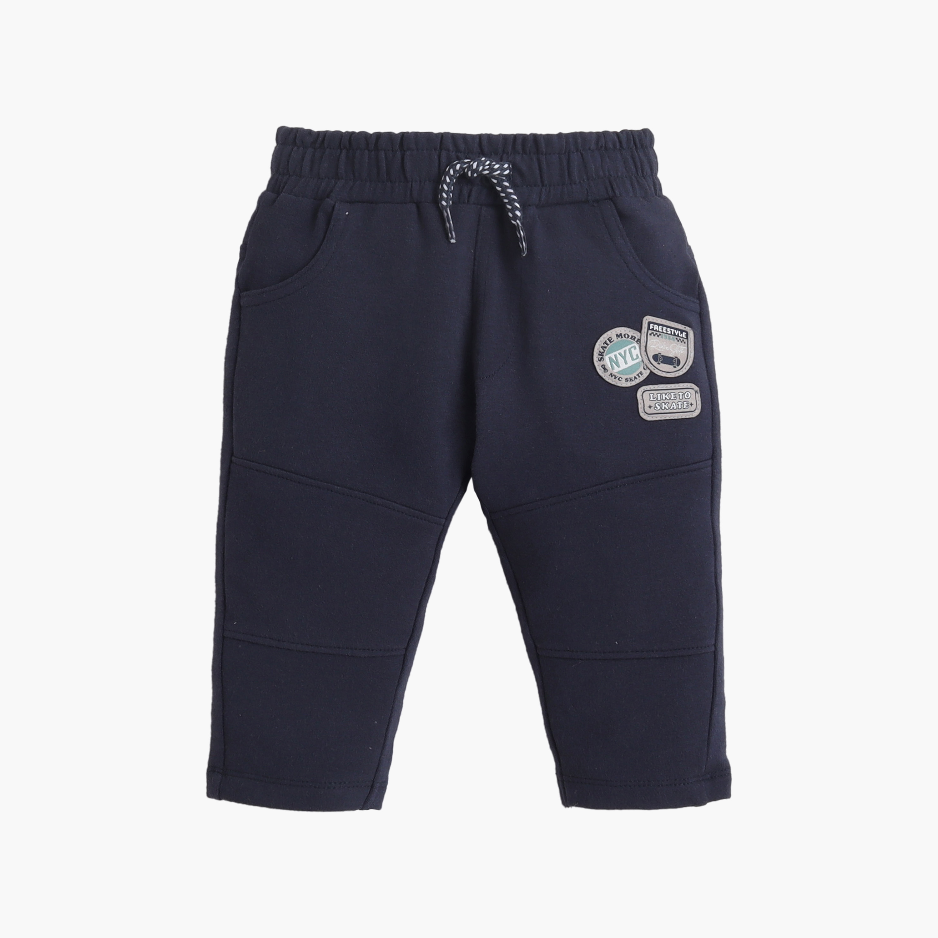 طقم سويت شيرت بأكمام طويلة بطبعة (Like To Skate) وبنطلون جوغر من ديركجي-baby-boys-clothing-setsandcoords-image-5