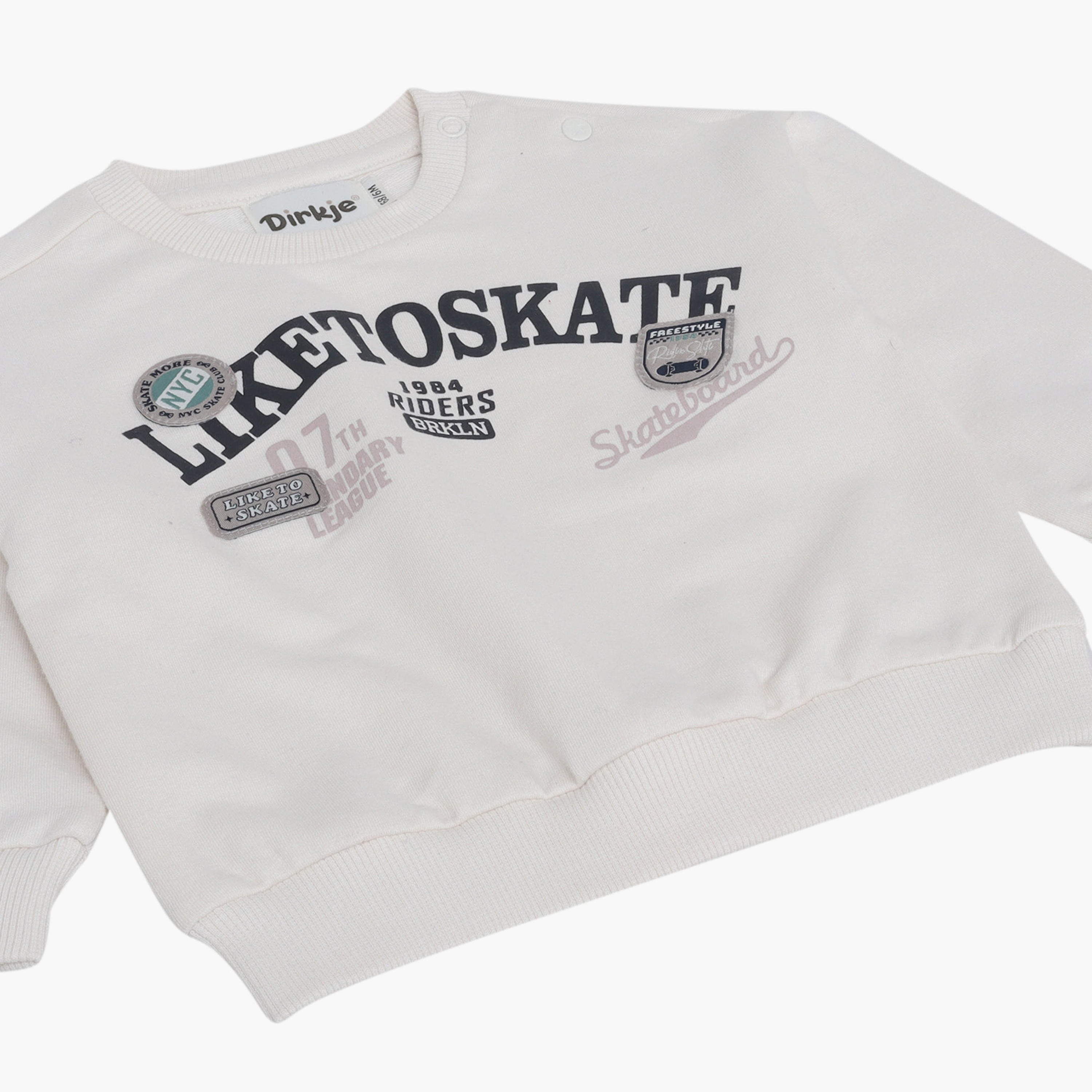 طقم سويت شيرت بأكمام طويلة بطبعة (Like To Skate) وبنطلون جوغر من ديركجي-baby-boys-clothing-setsandcoords-image-6