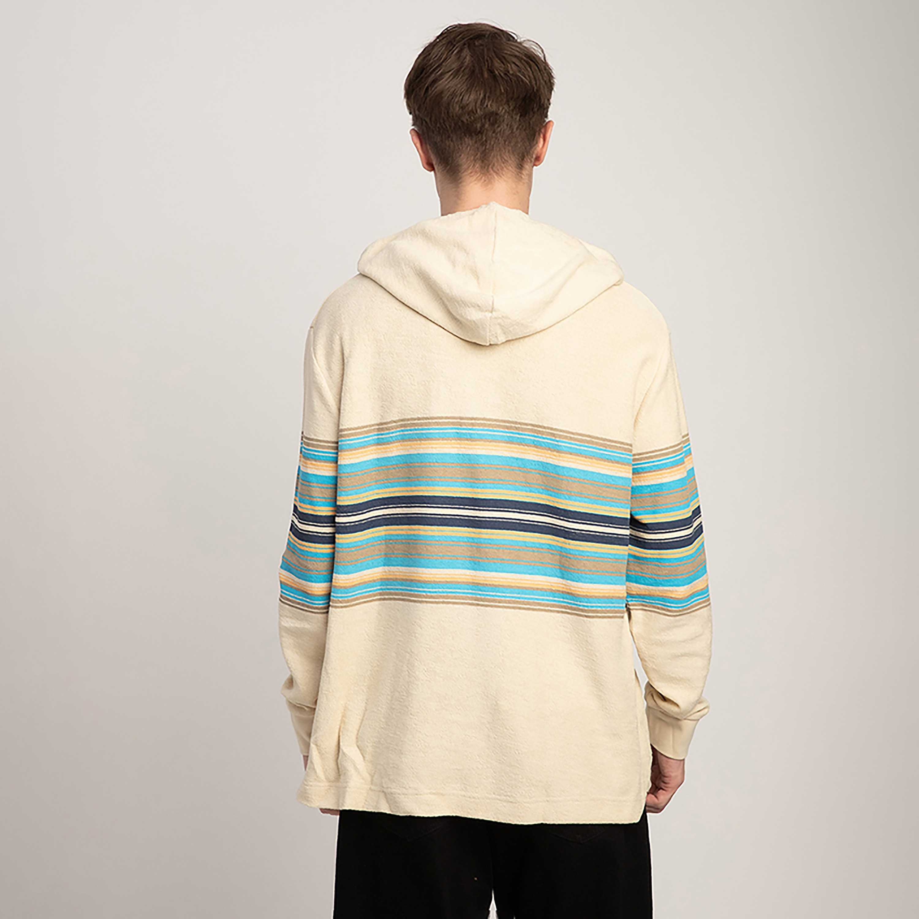 سويت شيرت رجالي مخطط بغطاء رأس وأكمام طويلة من بيفرلي هيلز بولو كلوب-men-winterwear-hoodiesandsweatshirts-image-5