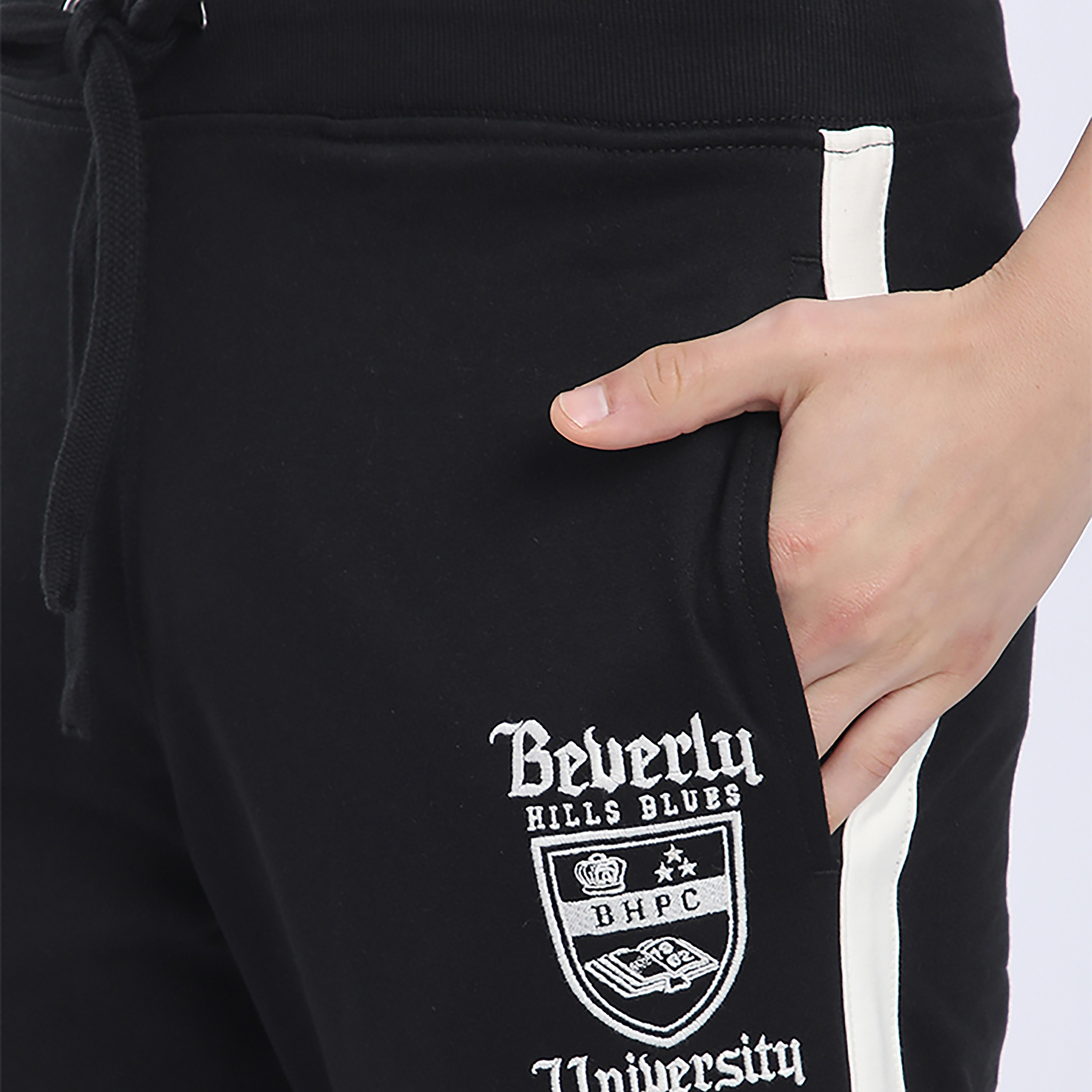 بنطلون رياضي رجالي متوسط الارتفاع برباط شد مع شريط جانبي من بيفرلي هيلز بولو كلوب-men-clothing-bottoms-joggers-image-2
