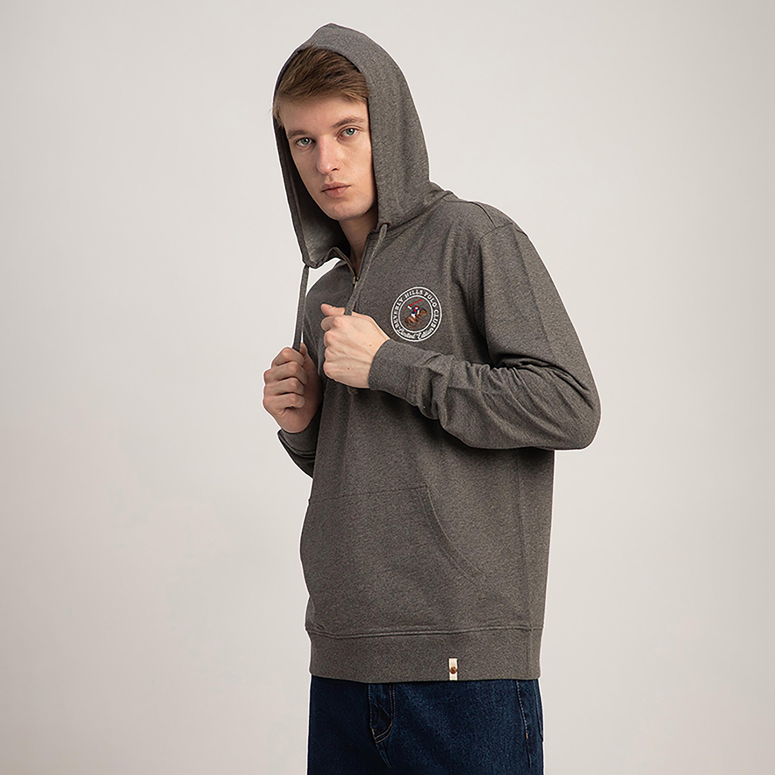سويت شيرت رجالي سادة بغطاء رأس وأكمام طويلة من بيفرلي هيلز بولو كلوب-men-winterwear-hoodiesandsweatshirts-image-2