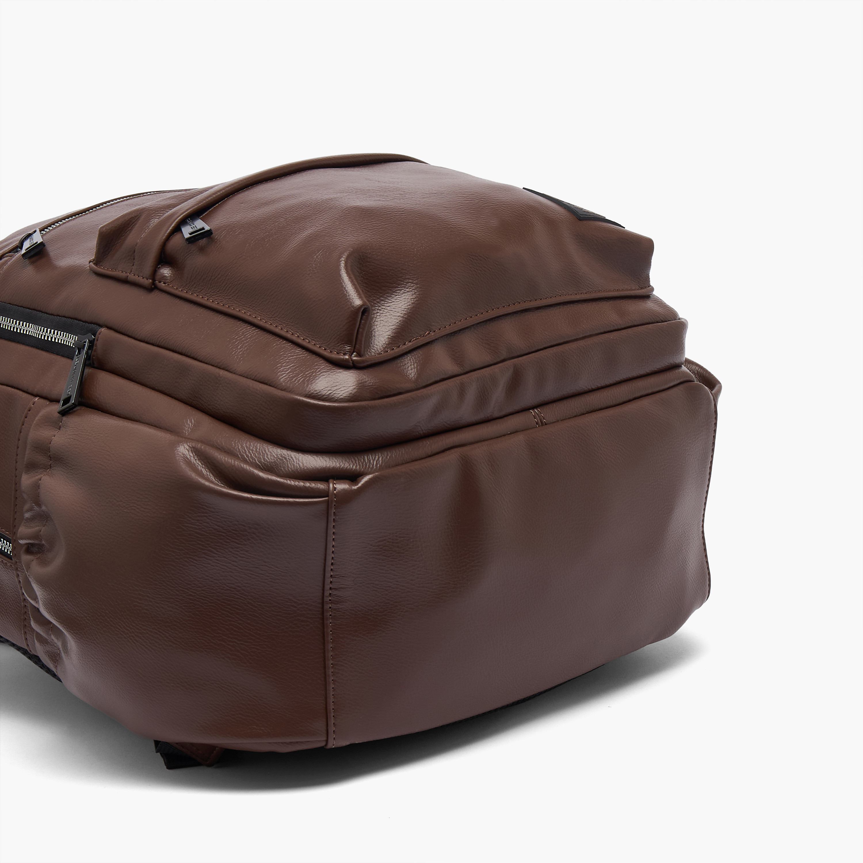 شنطة ظهر بحمالات مبطنة للرجال من لي كوبر-men-bags-image-15