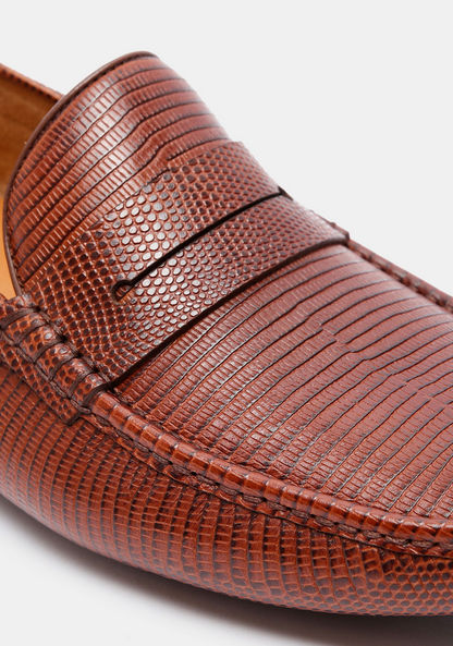 Duchini Men's Textured Slip-On Penny Loafers