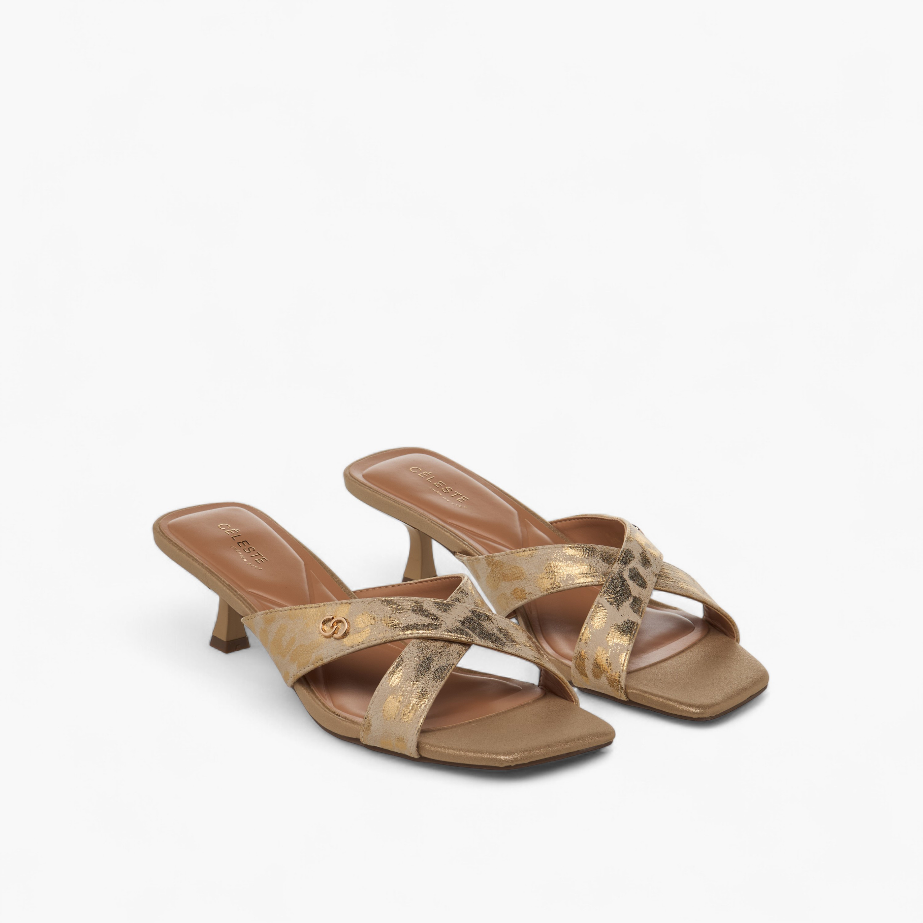 صندل بأحزمة متقاطعة وكعب صغير للنساء من سيليست-women-shoes-sandals-heeled-image-1