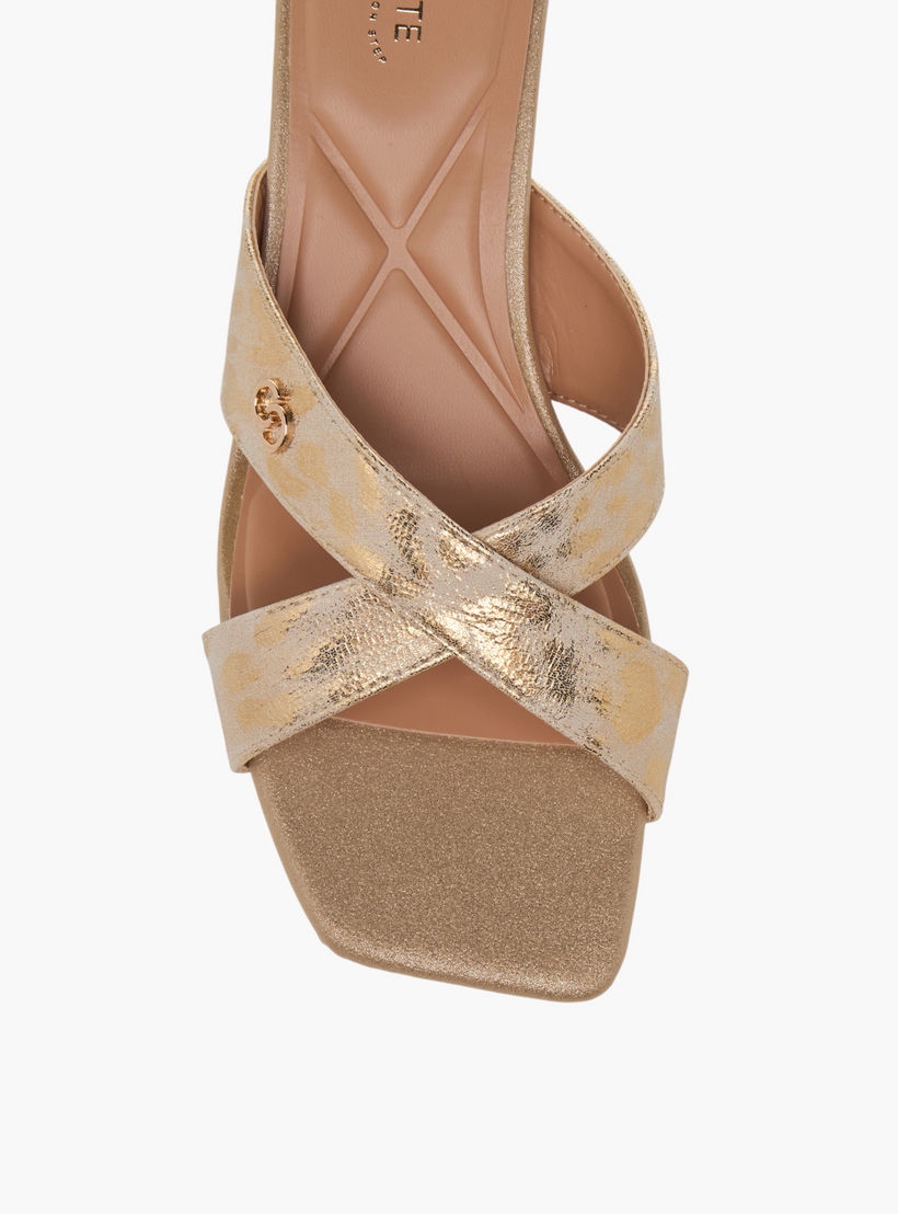 صندل بأحزمة متقاطعة وكعب صغير للنساء من سيليست-women-shoes-sandals-heeled-image-4