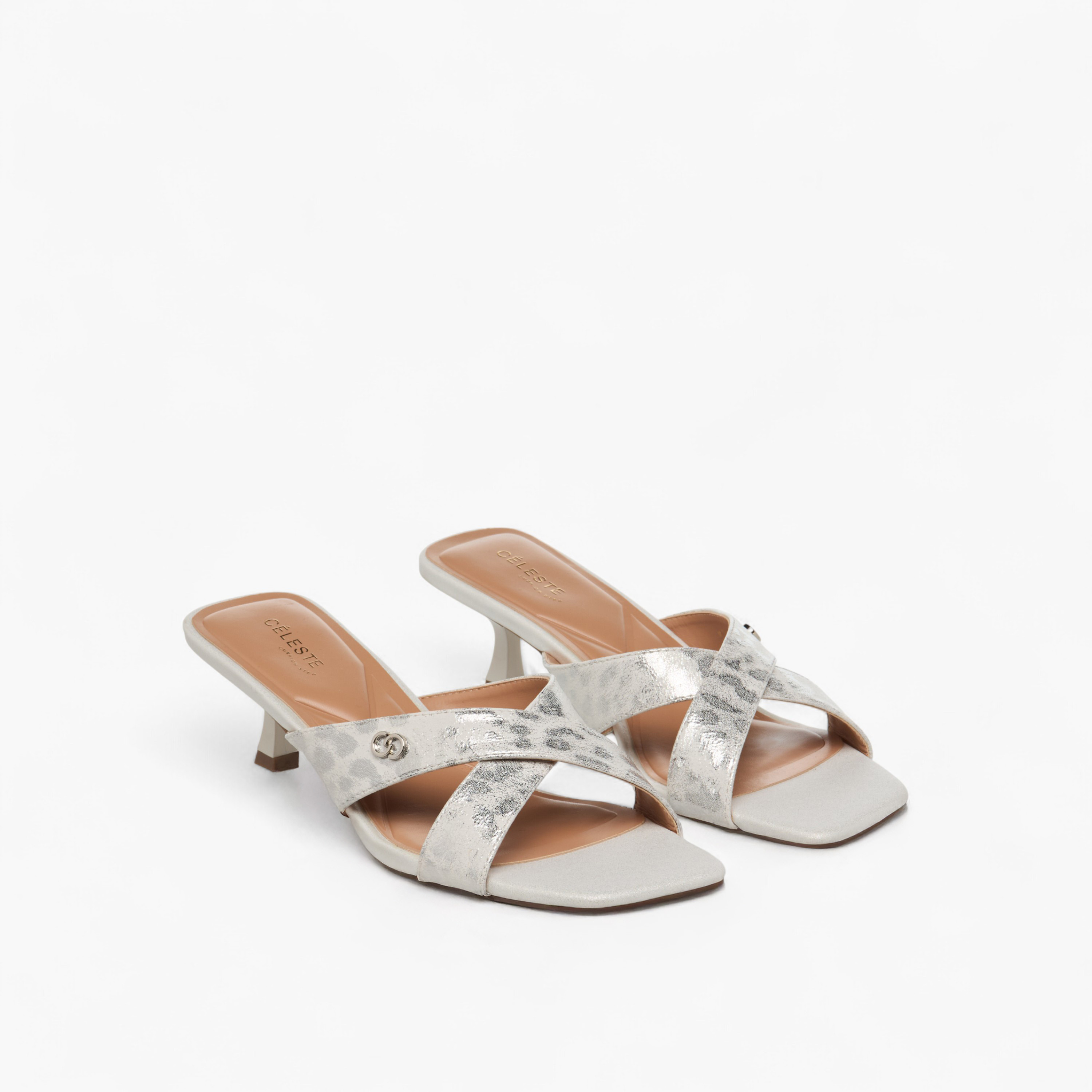 صندل بأحزمة متقاطعة وكعب صغير للنساء من سيليست-women-shoes-sandals-heeled-image-1