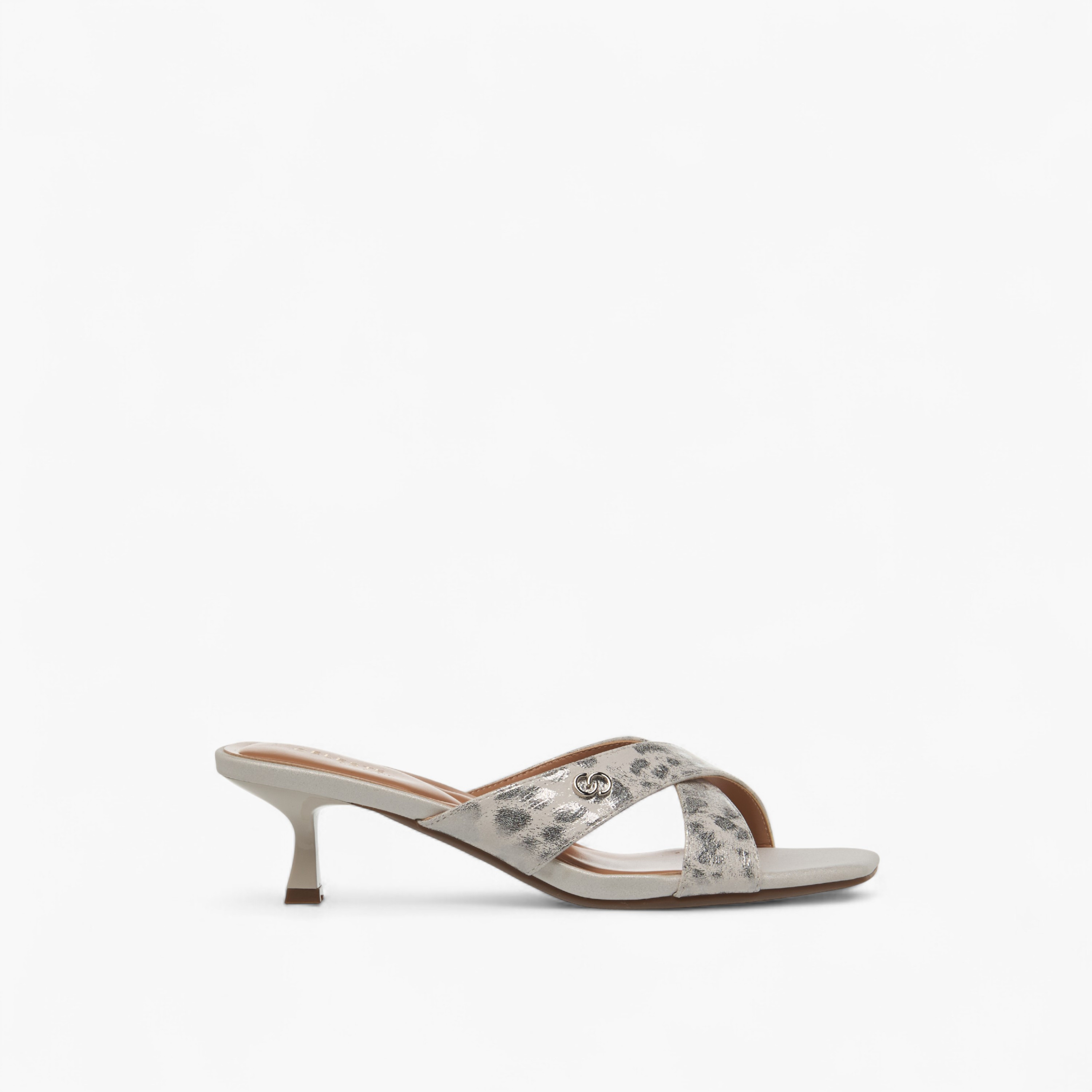 صندل بأحزمة متقاطعة وكعب صغير للنساء من سيليست-women-shoes-sandals-heeled-image-3
