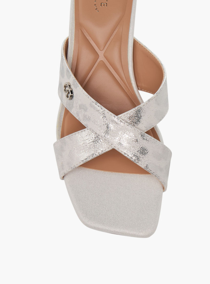 صندل بأحزمة متقاطعة وكعب صغير للنساء من سيليست-women-shoes-sandals-heeled-image-4