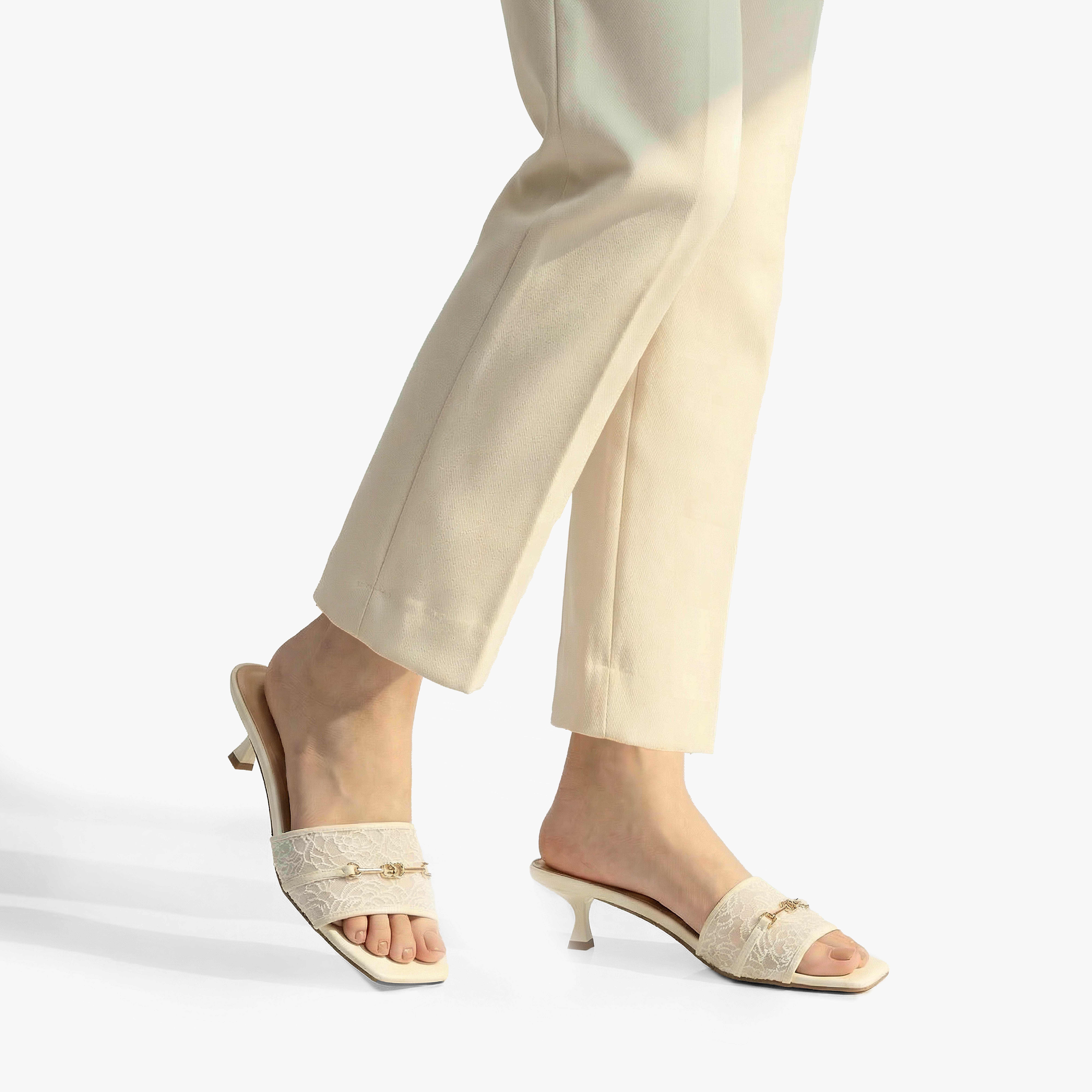 صندل بكعب رفيع للنساء من سيليست-women-shoes-sandals-heeled-image-2