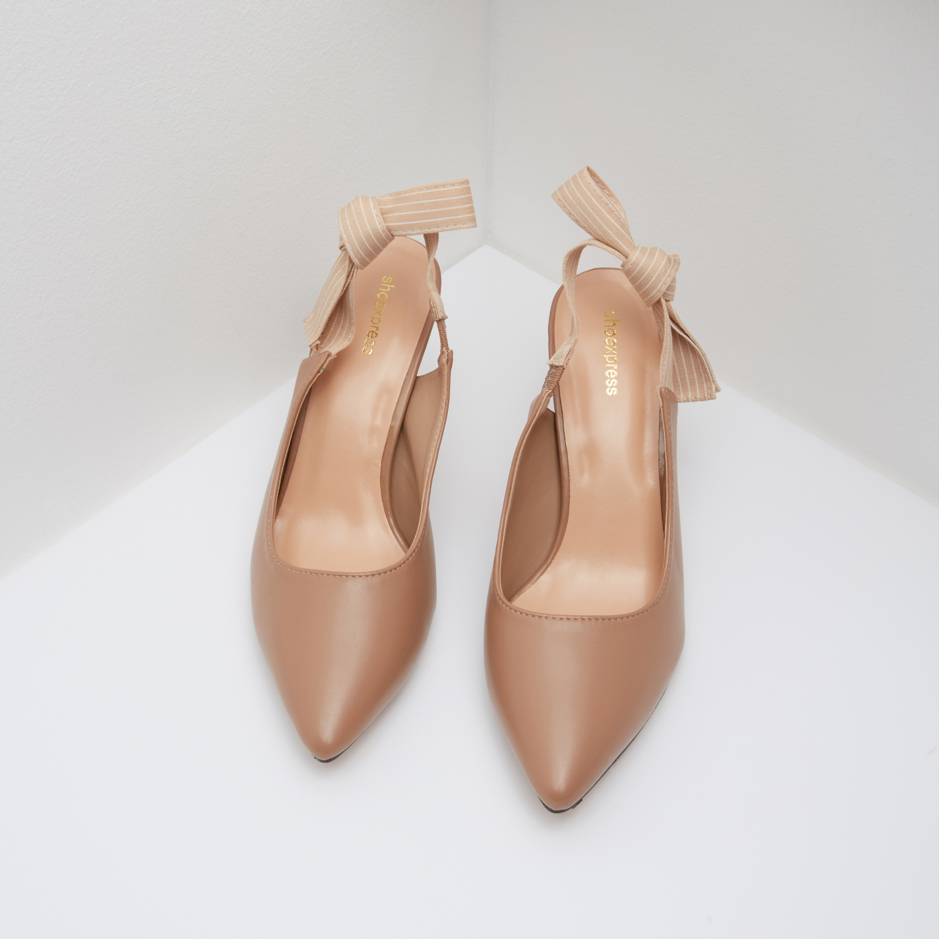 حذاء كلاسيكي بكعب ستيليتو وحزام خلفي بعقدة-women-shoes-heels-image-2
