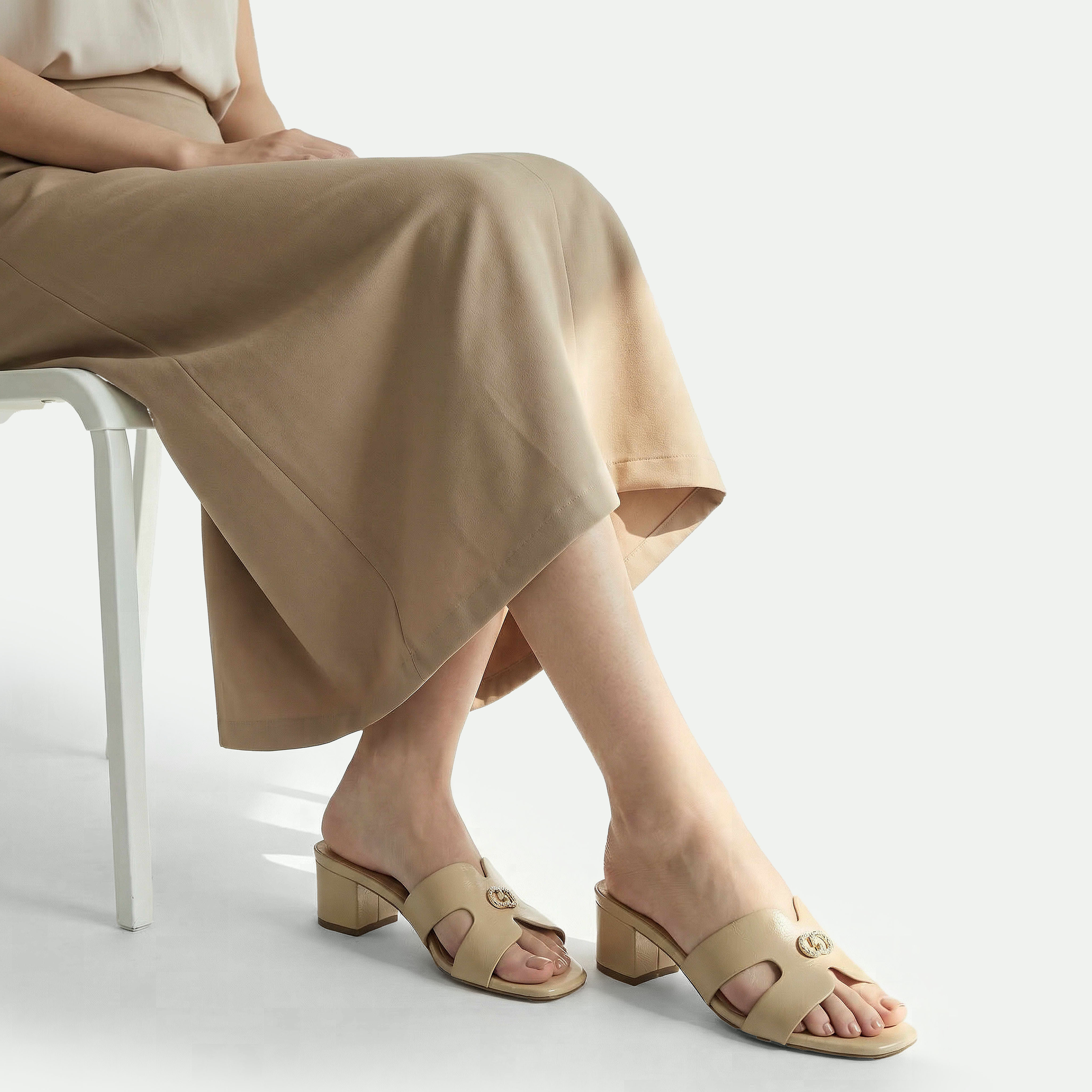 صندل بكعب سميك للنساء من سيليست-women-shoes-sandals-heeled-image-2