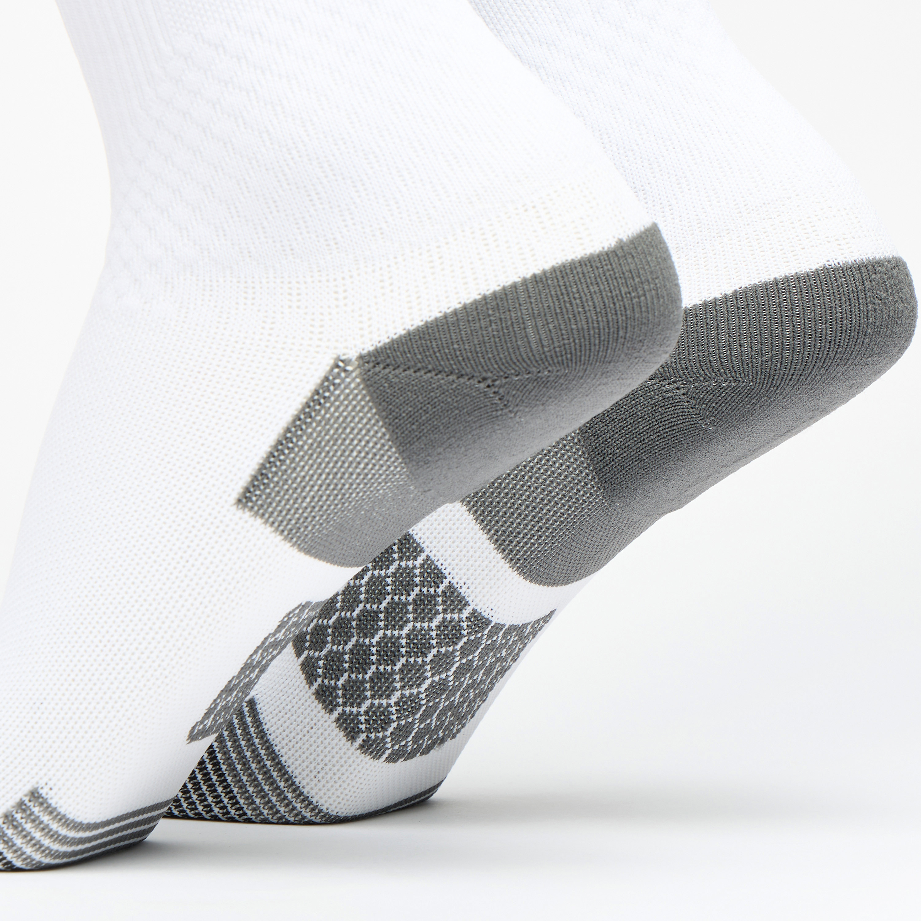 طقم جوارب بيرفورمانس قصيرة بارزة الملمس من كابا-men-socks-image-2