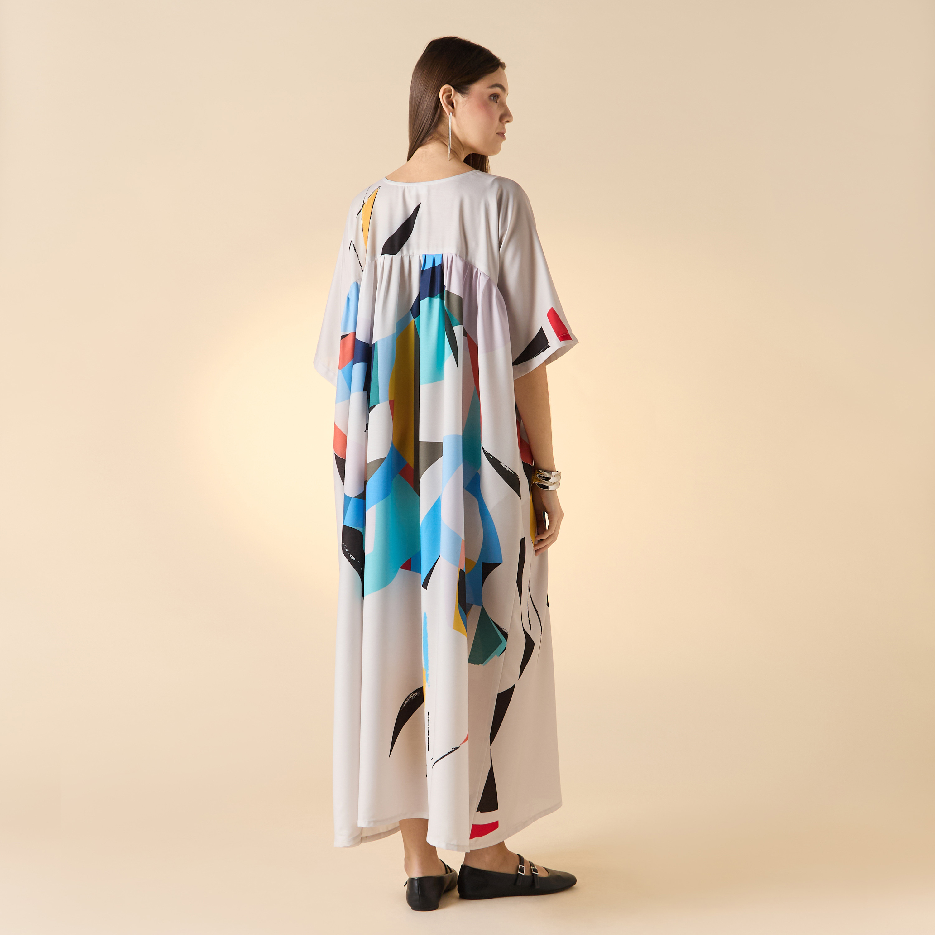 فستان بطبعات وياقة مستديرة وأكمام قصيرة من فيور-women-clothing-dresses-image-2