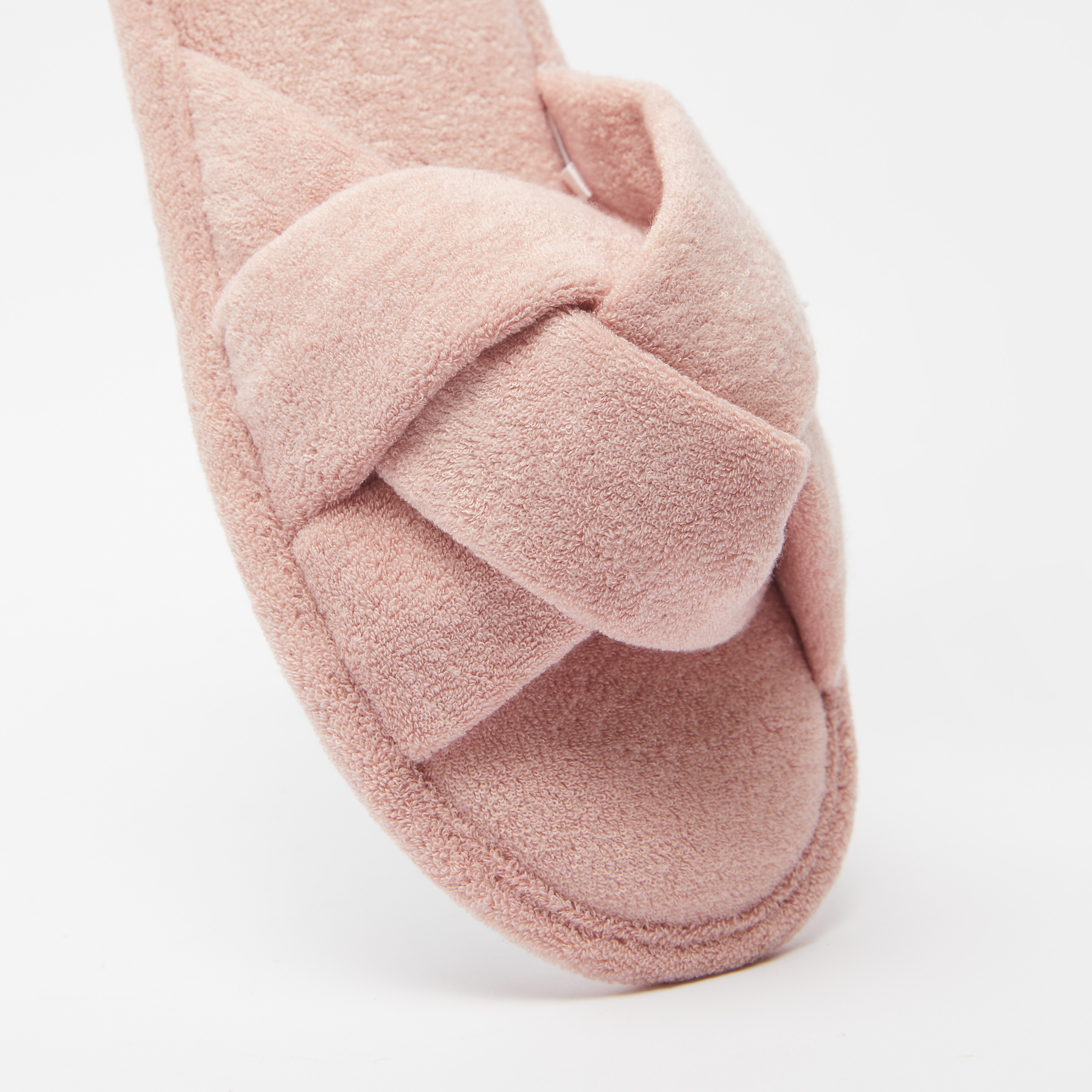 شبشب غرفة نوم سهل الارتداء بتفاصيل مخمليّة وزخارف-women-shoes-bedroomslippers-image-5