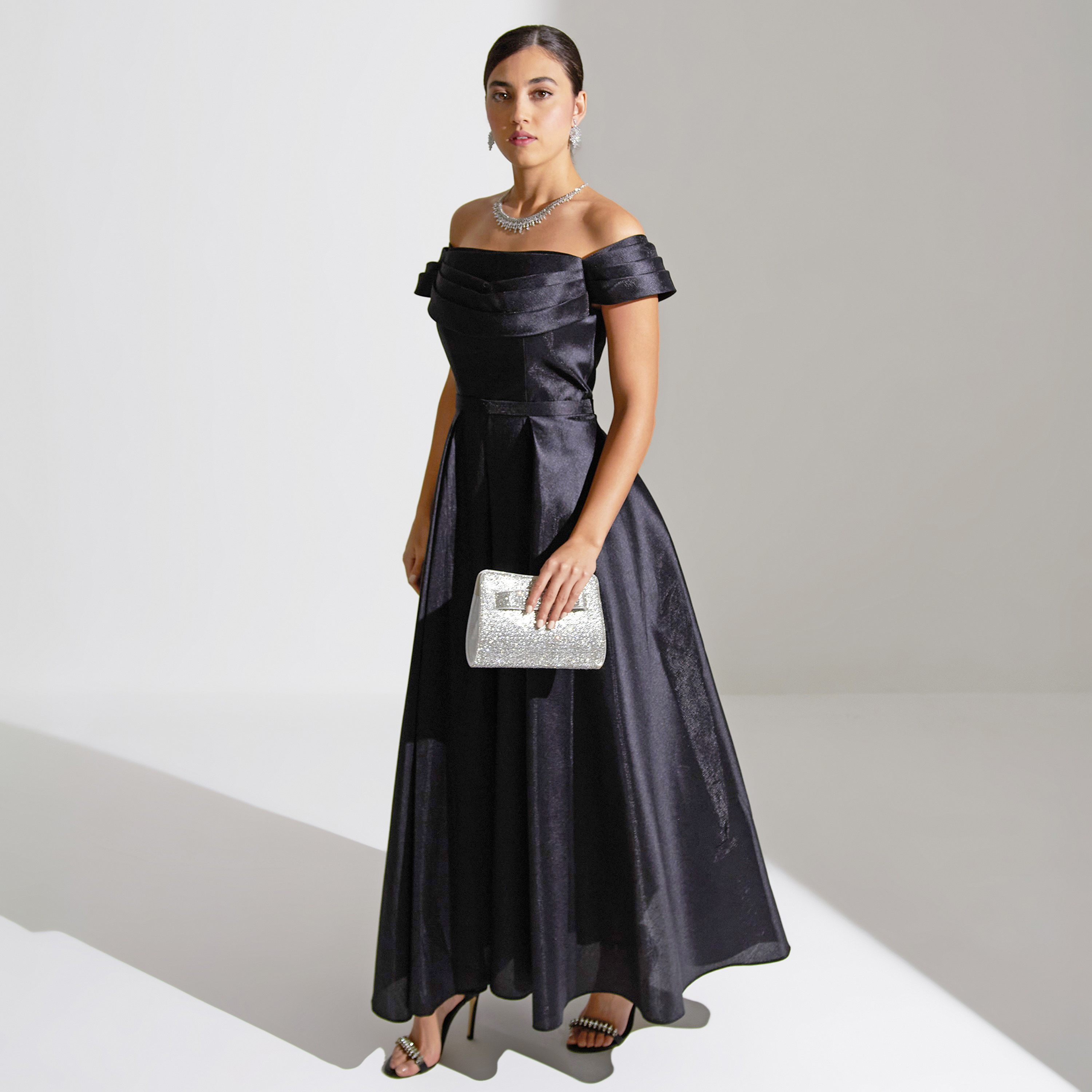 فستان سهرة ماكسي نسائي من أكاديا بتصميم طبقات مكشوفة الكتفين من قماش التفتا-women-clothing-dresses-image-4