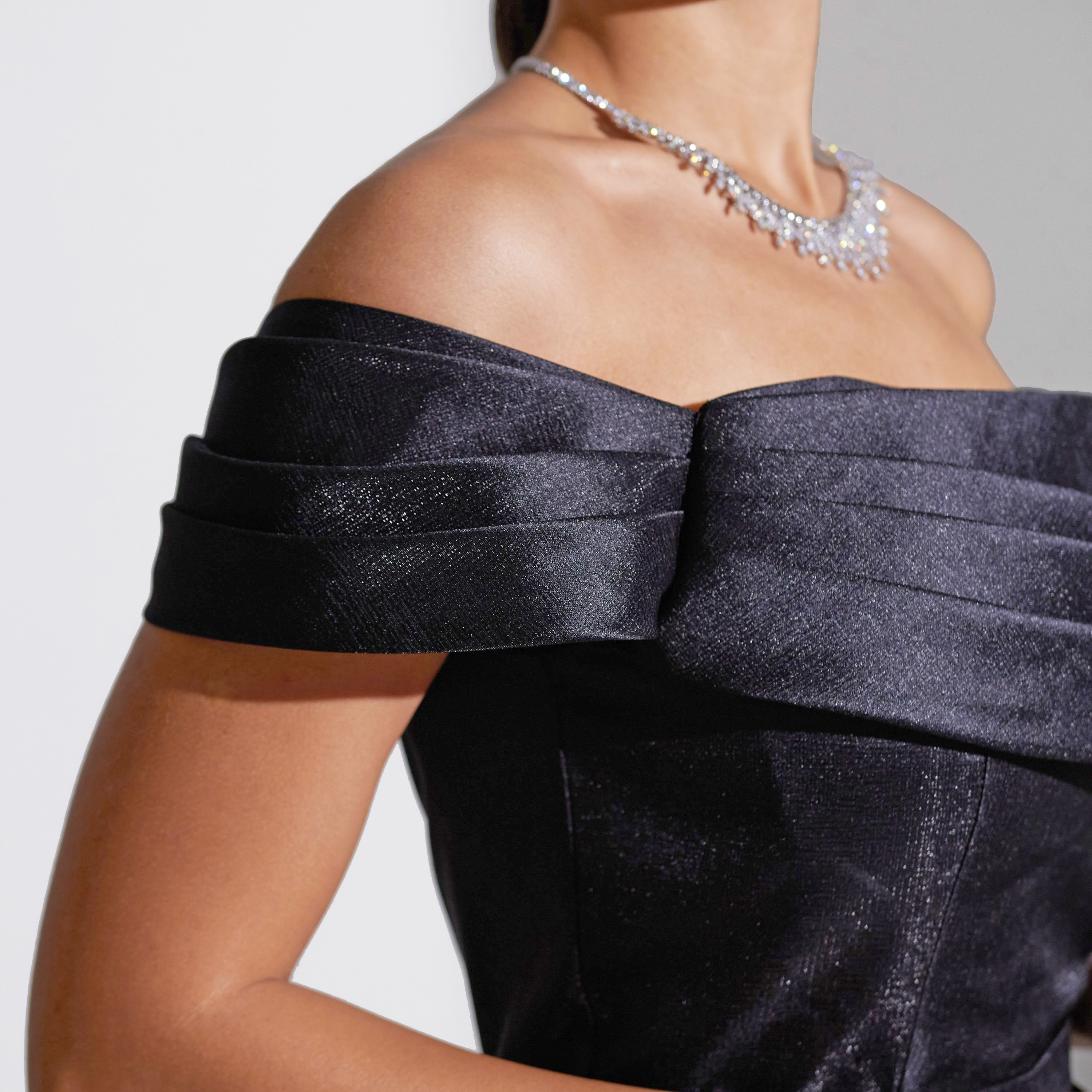 فستان سهرة ماكسي نسائي من أكاديا بتصميم طبقات مكشوفة الكتفين من قماش التفتا-women-clothing-dresses-image-7