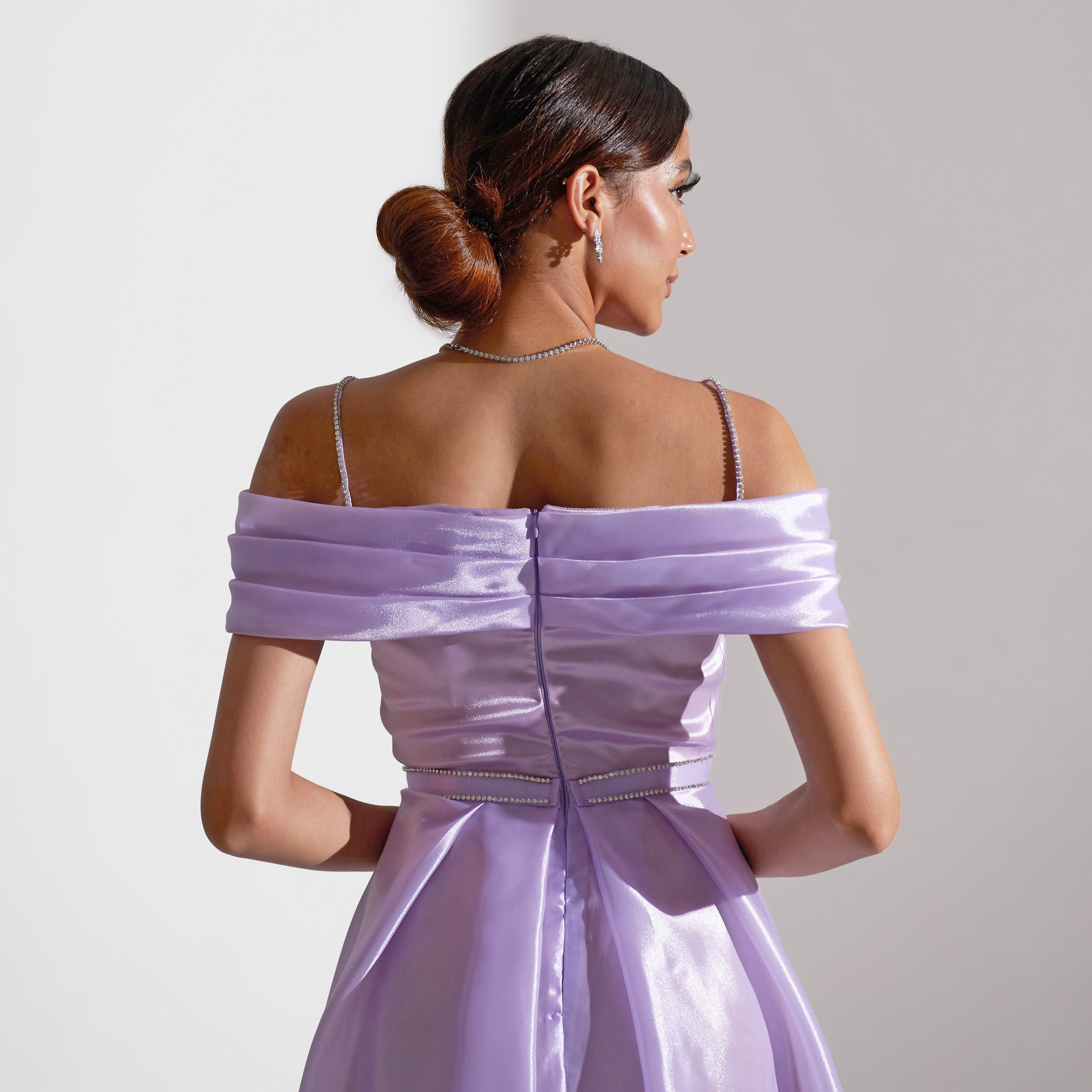 فستان ماكسي نسائي من أكاديا مزين بكتف مكشوف وملفوف من الأورجانزا للسهرات-women-clothing-dresses-image-11